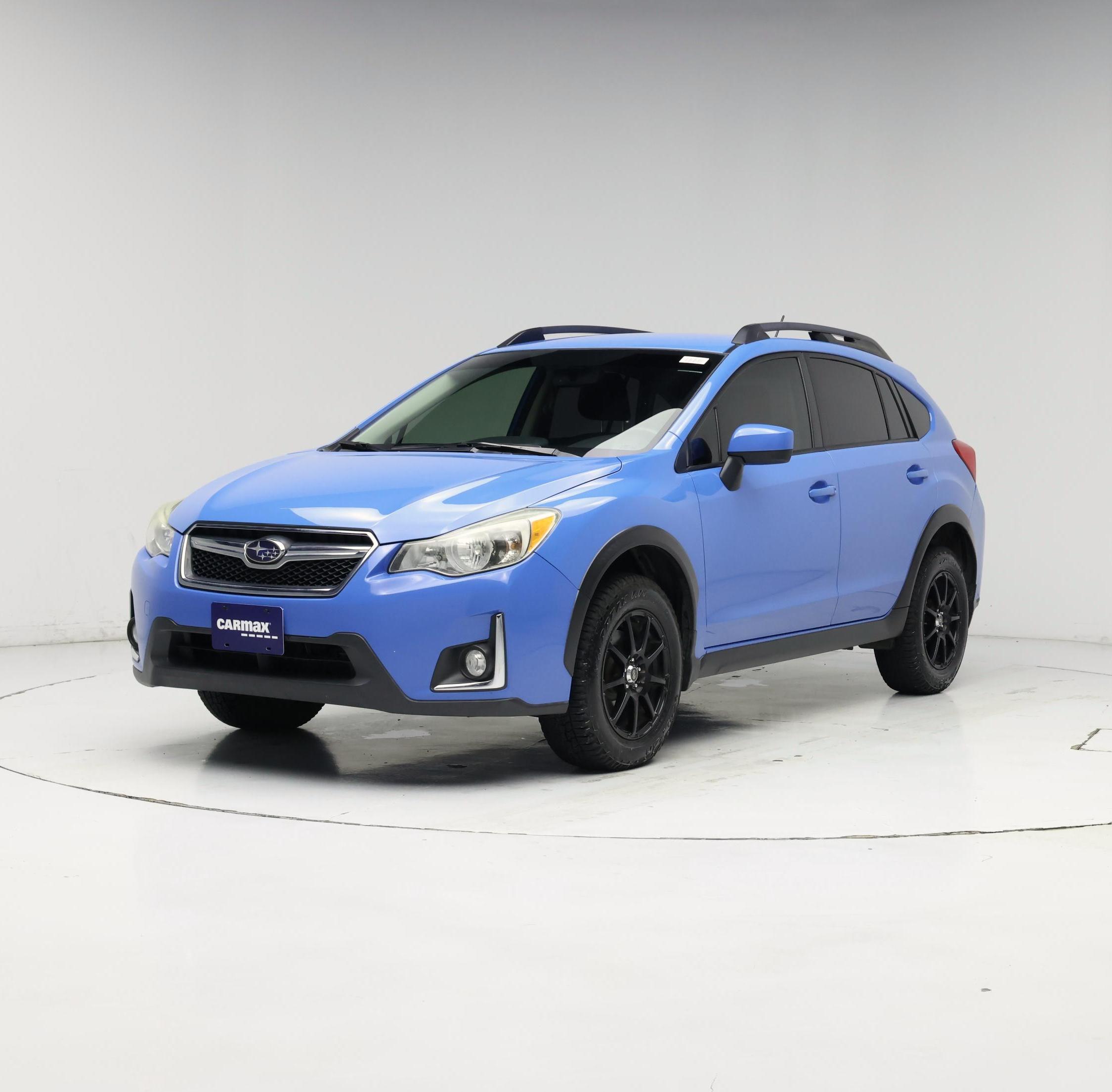 Thumbnail: 2017 Subaru Crosstrek - 4
