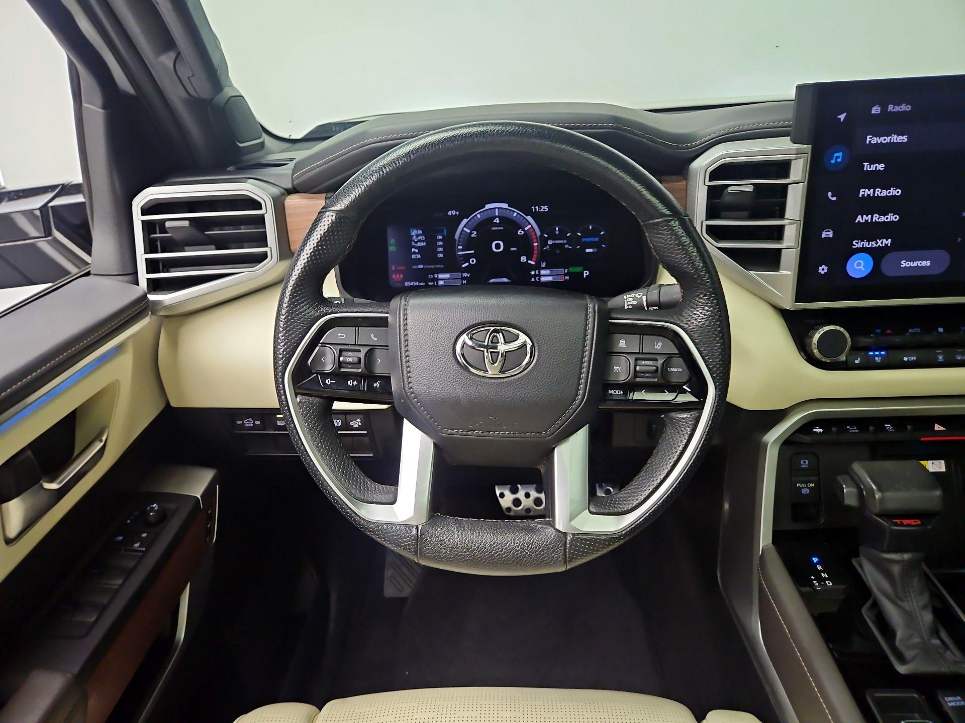 Thumbnail: 2022 Toyota Tundra - 10