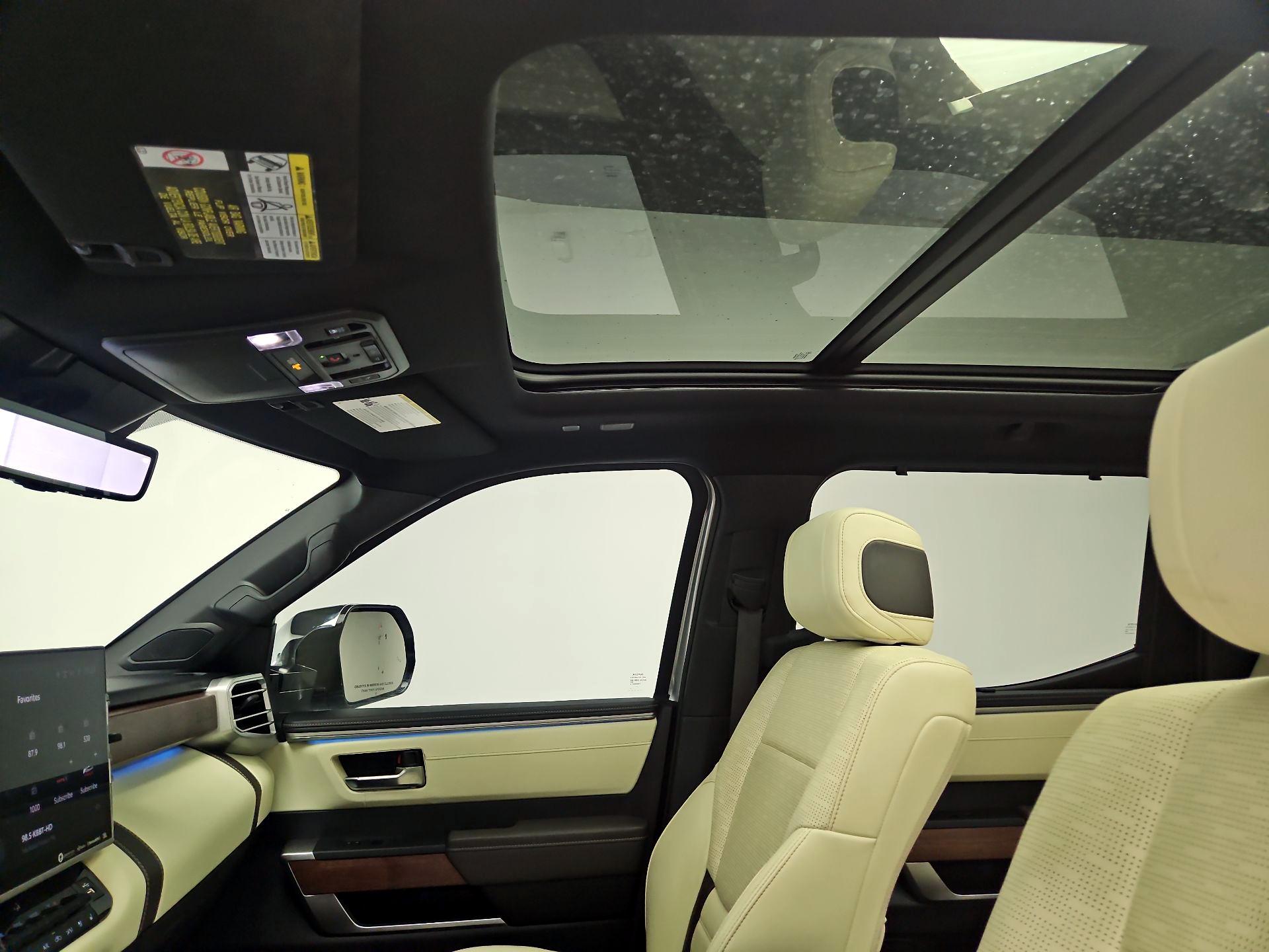 Thumbnail: 2022 Toyota Tundra - 19