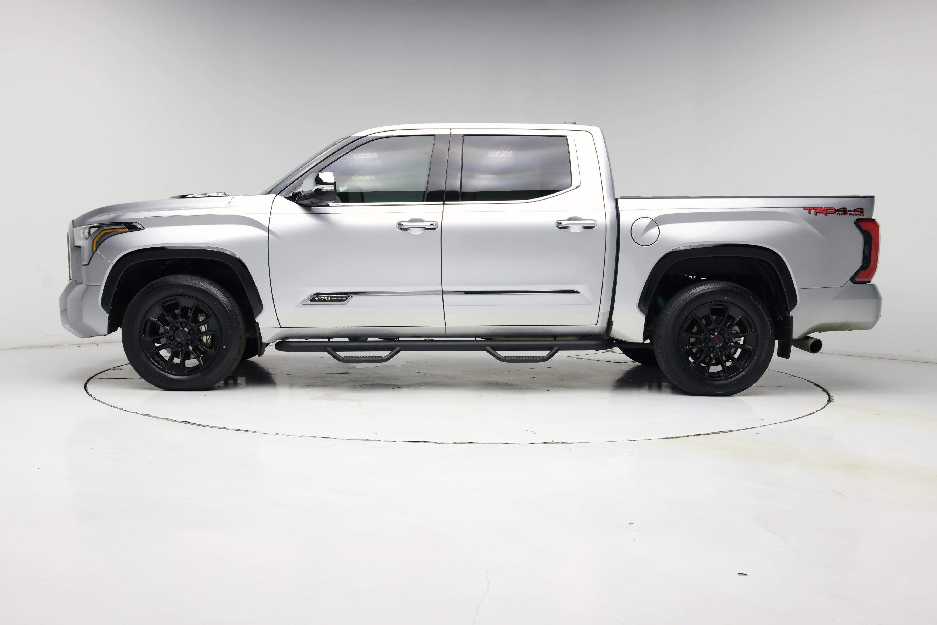 Thumbnail: 2022 Toyota Tundra - 3