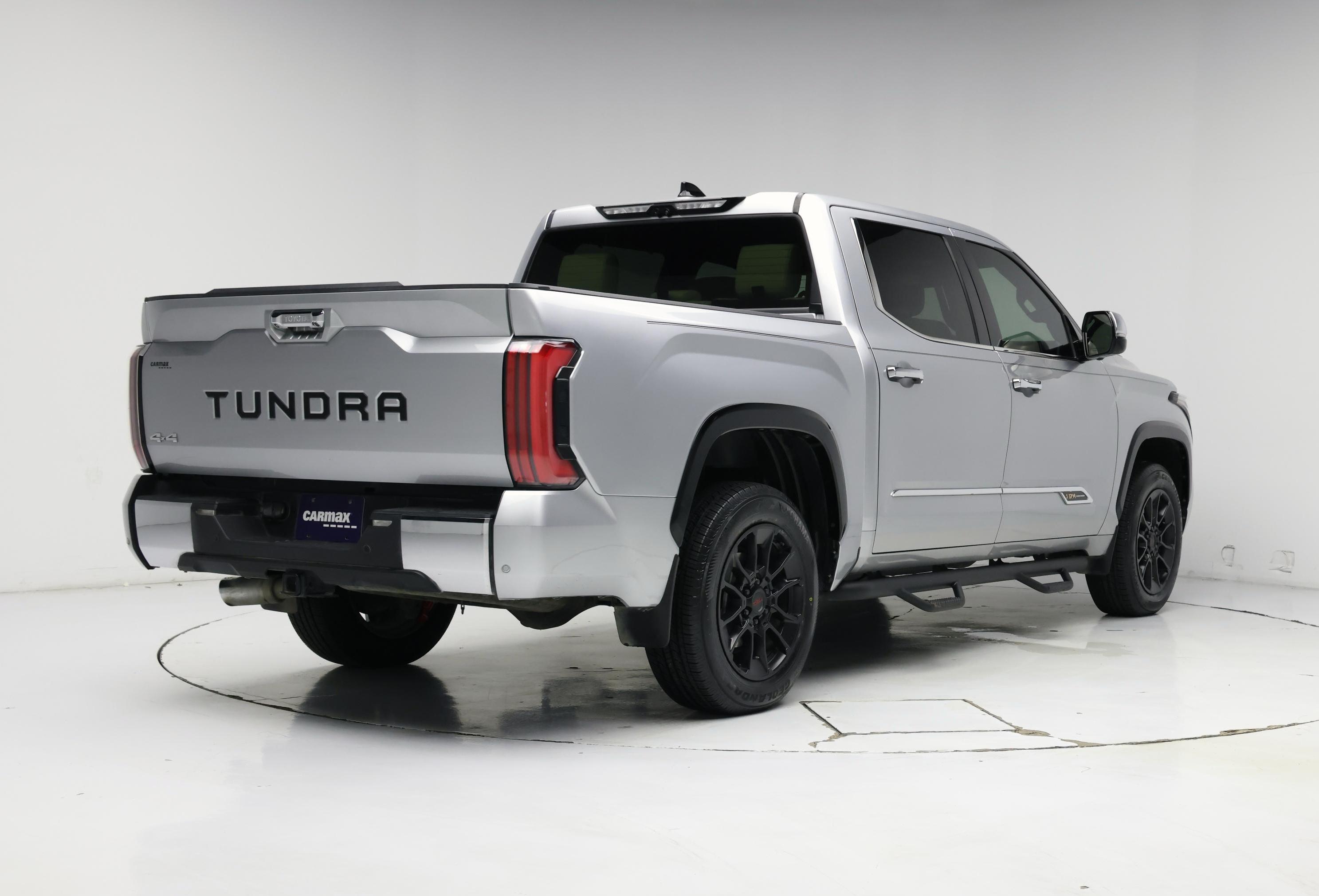 Thumbnail: 2022 Toyota Tundra - 8