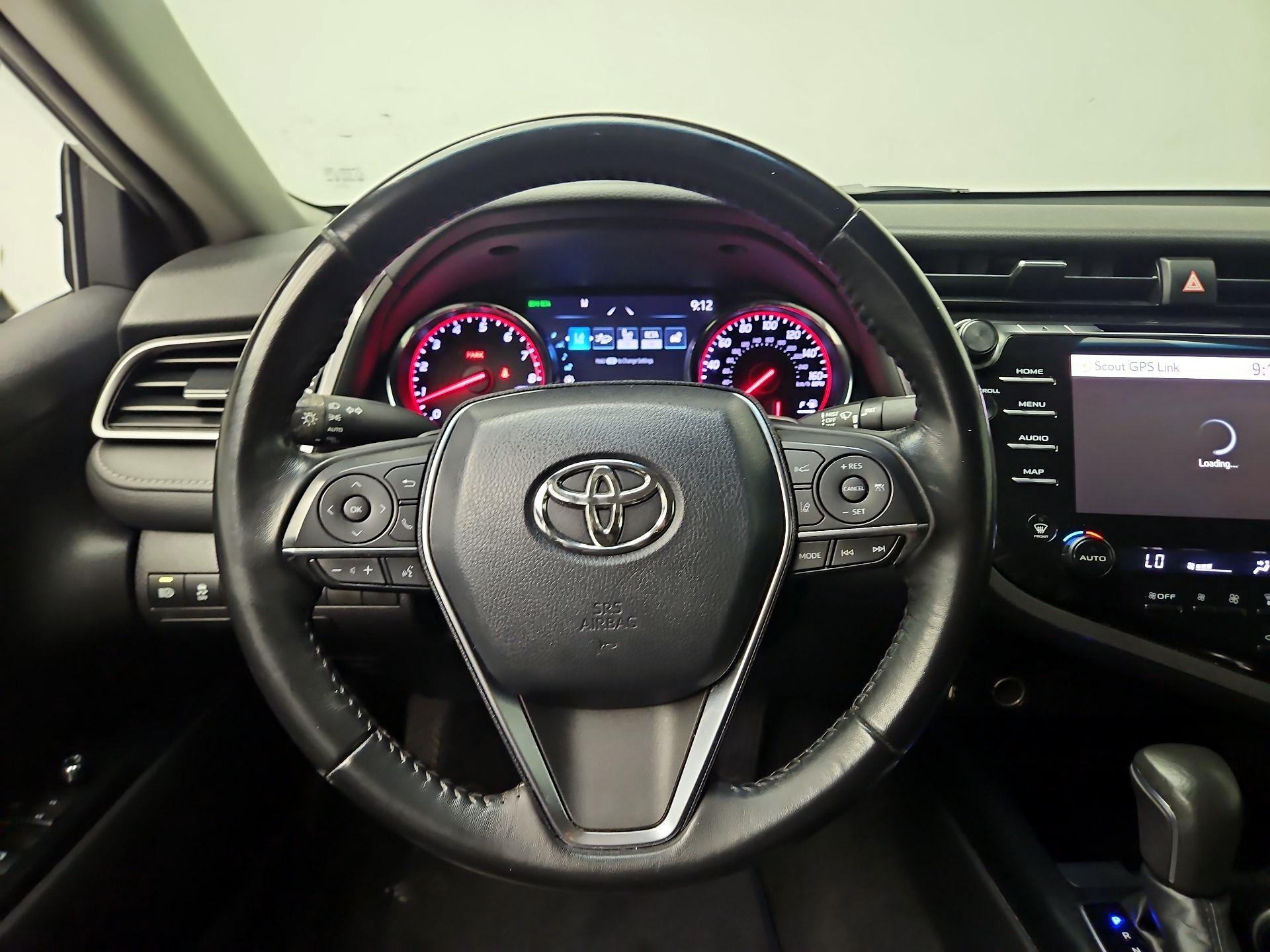 Thumbnail: 2019 Toyota Camry - 10