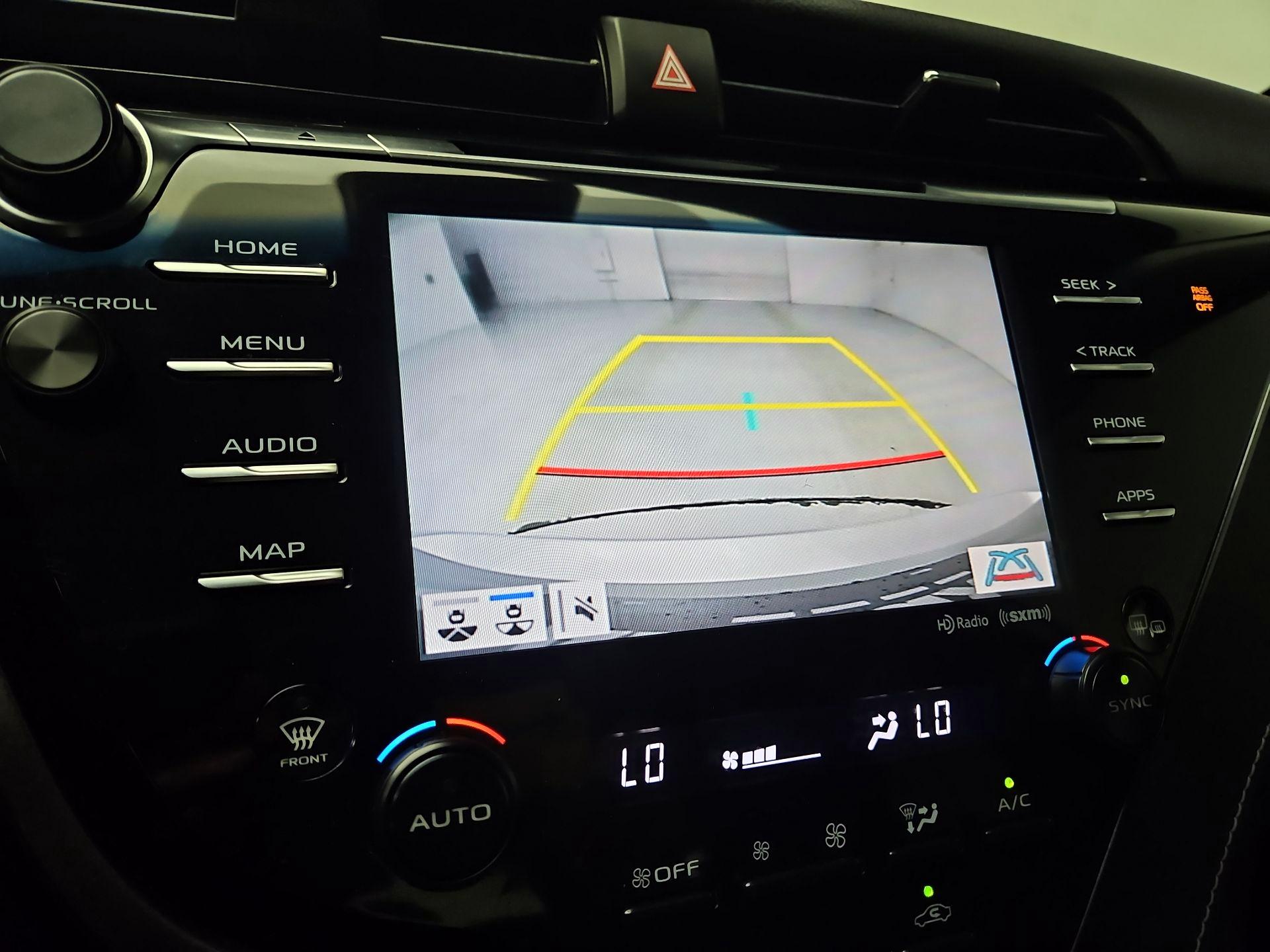 Thumbnail: 2019 Toyota Camry - 14