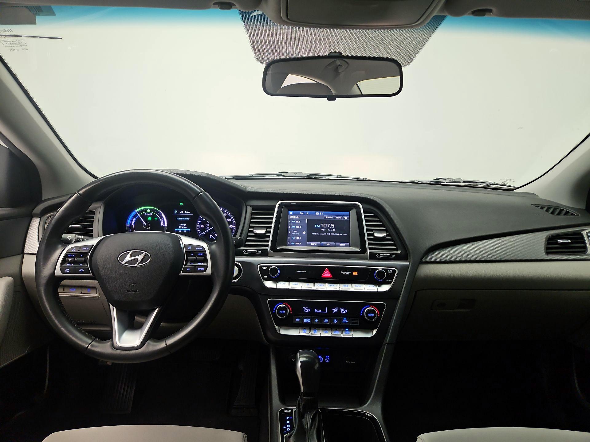 Thumbnail: 2018 Hyundai Sonata - 9