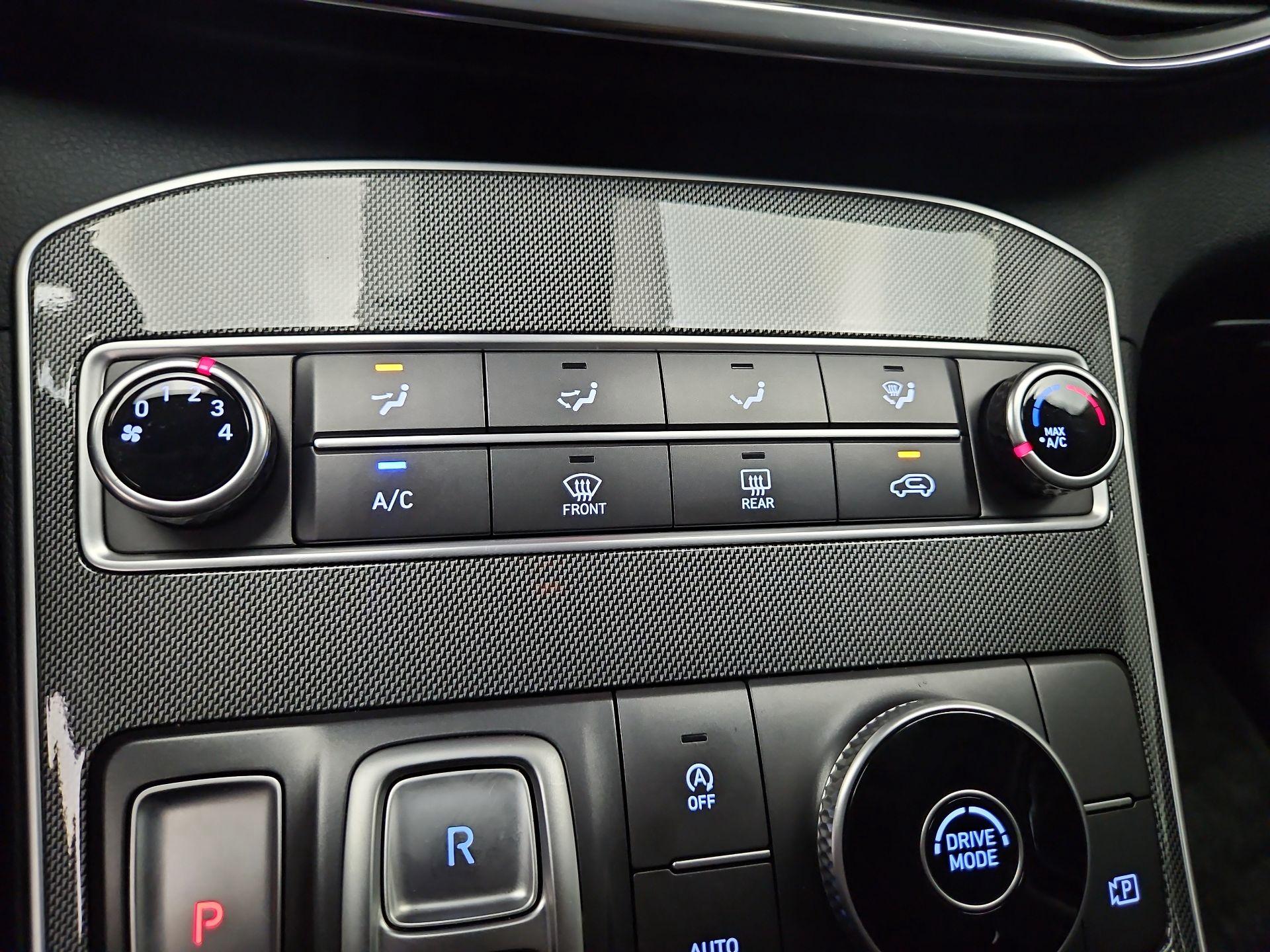 Thumbnail: 2022 Hyundai Santa Fe - 16