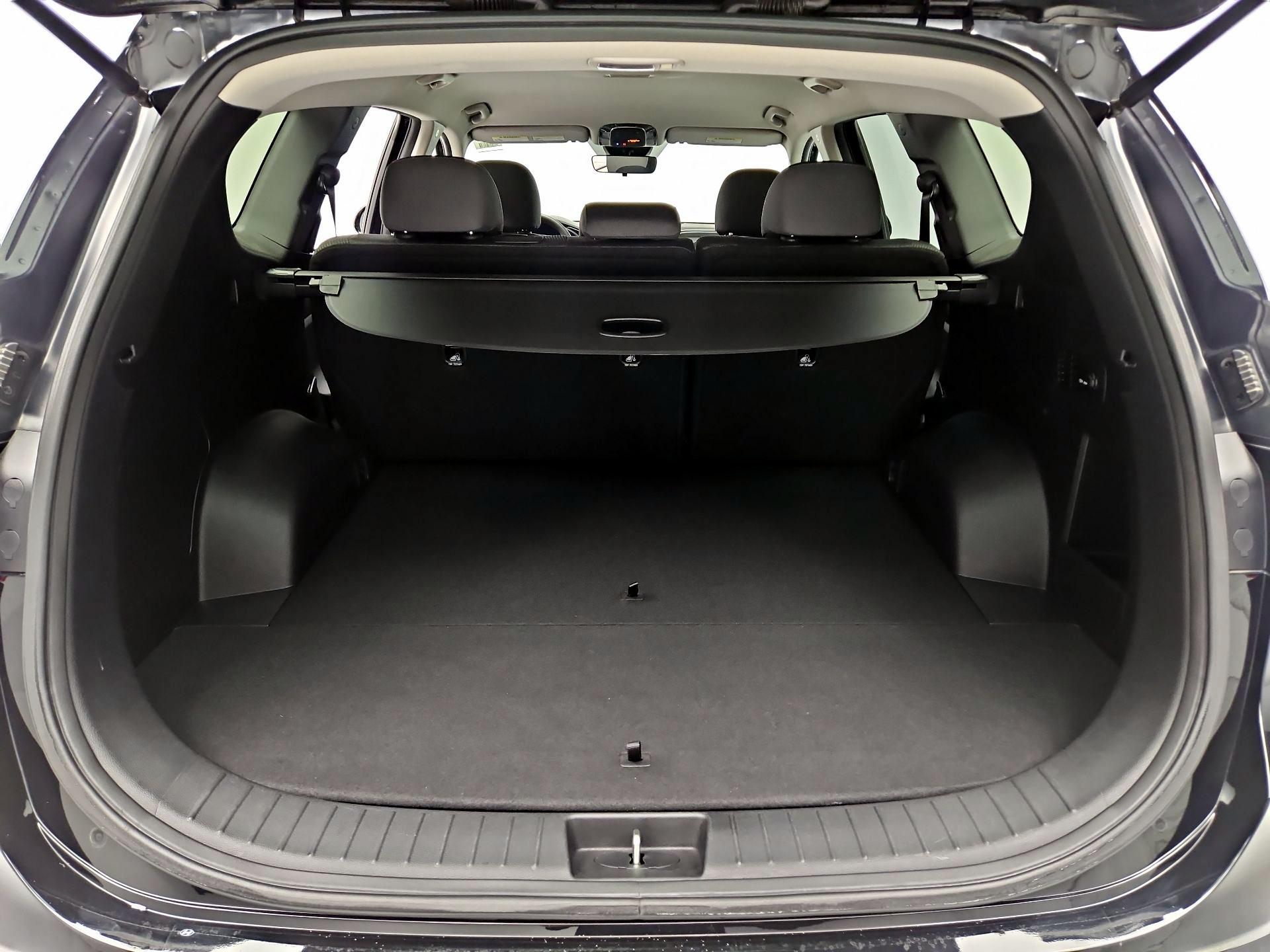 Thumbnail: 2022 Hyundai Santa Fe - 20