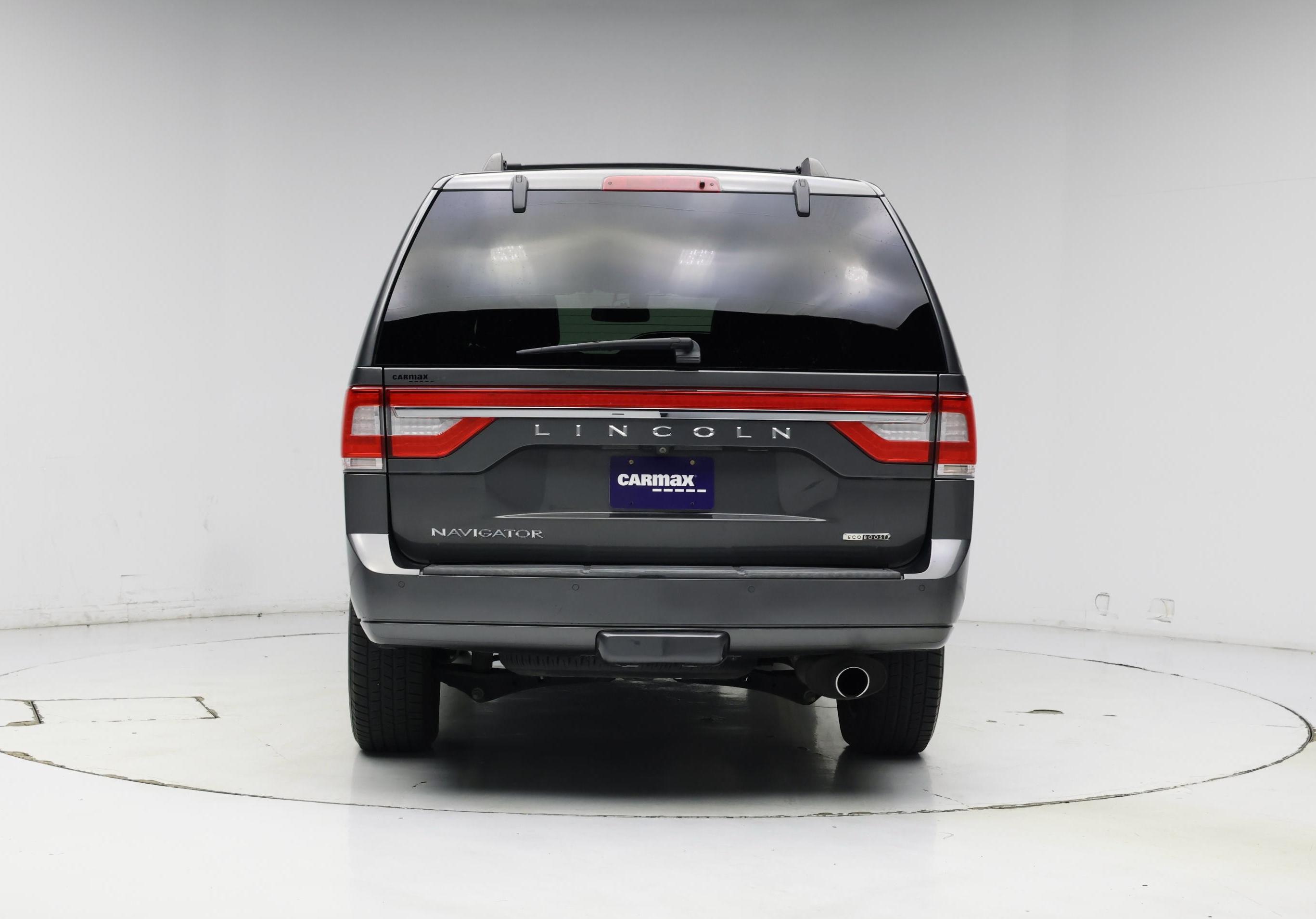 Thumbnail: 2015 Lincoln Navigator - 6