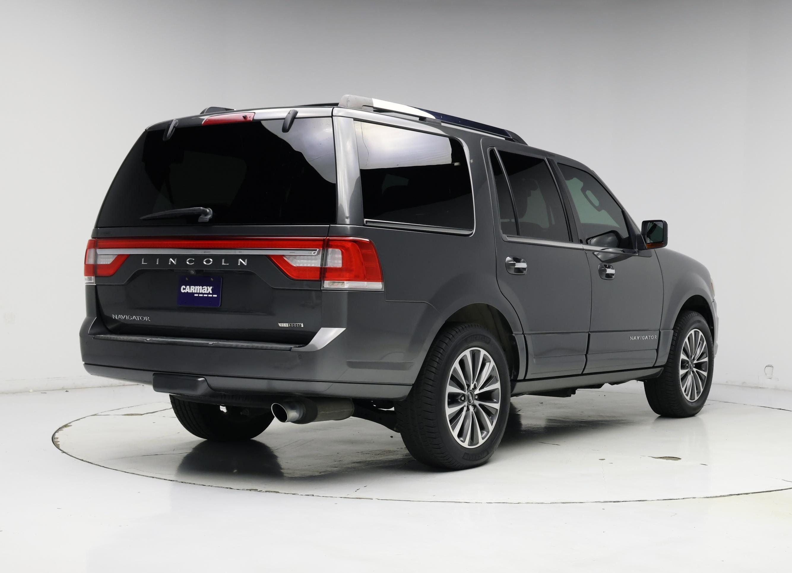 Thumbnail: 2015 Lincoln Navigator - 8