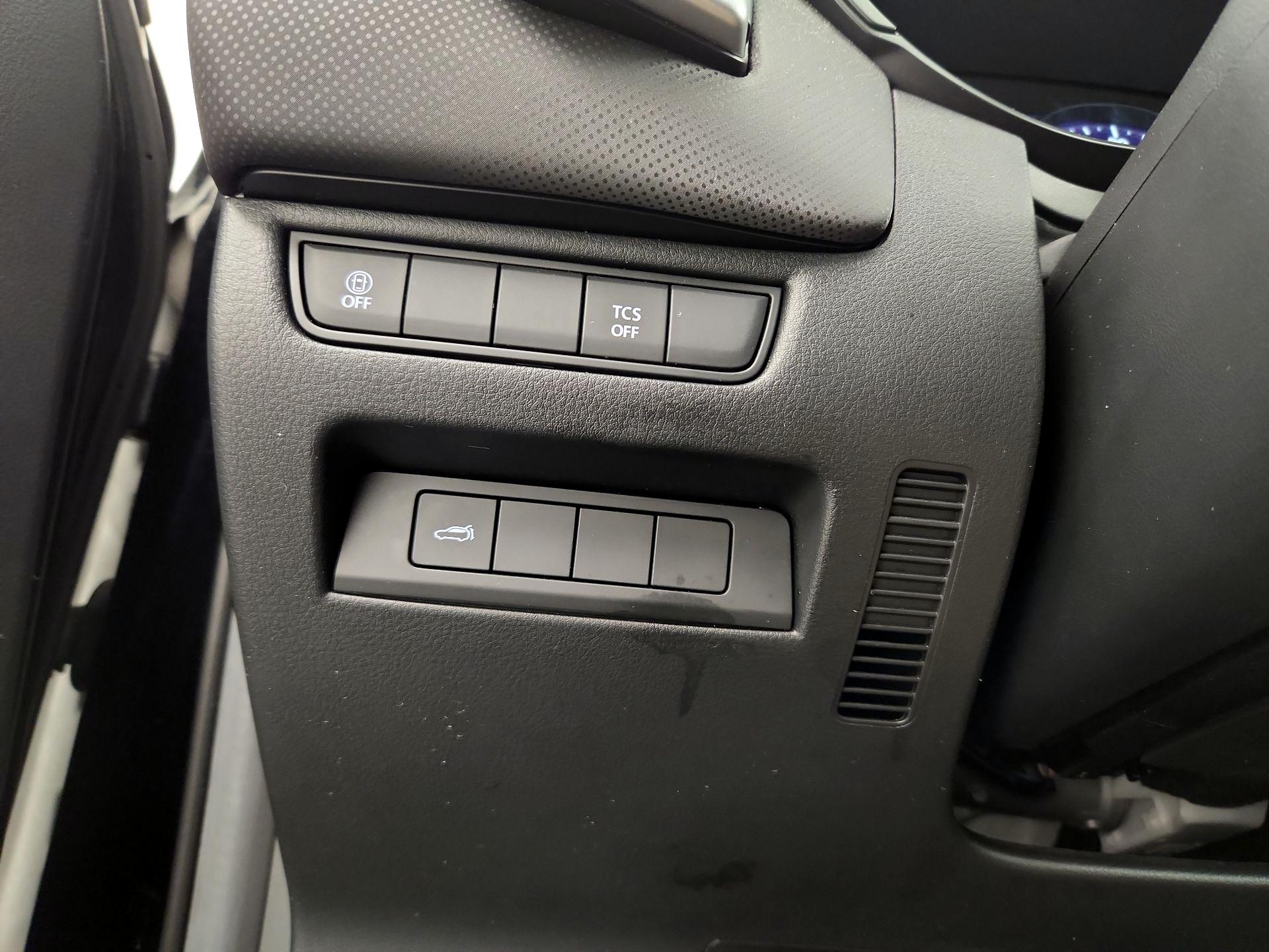 Thumbnail: 2024 Mazda CX-50 - 13