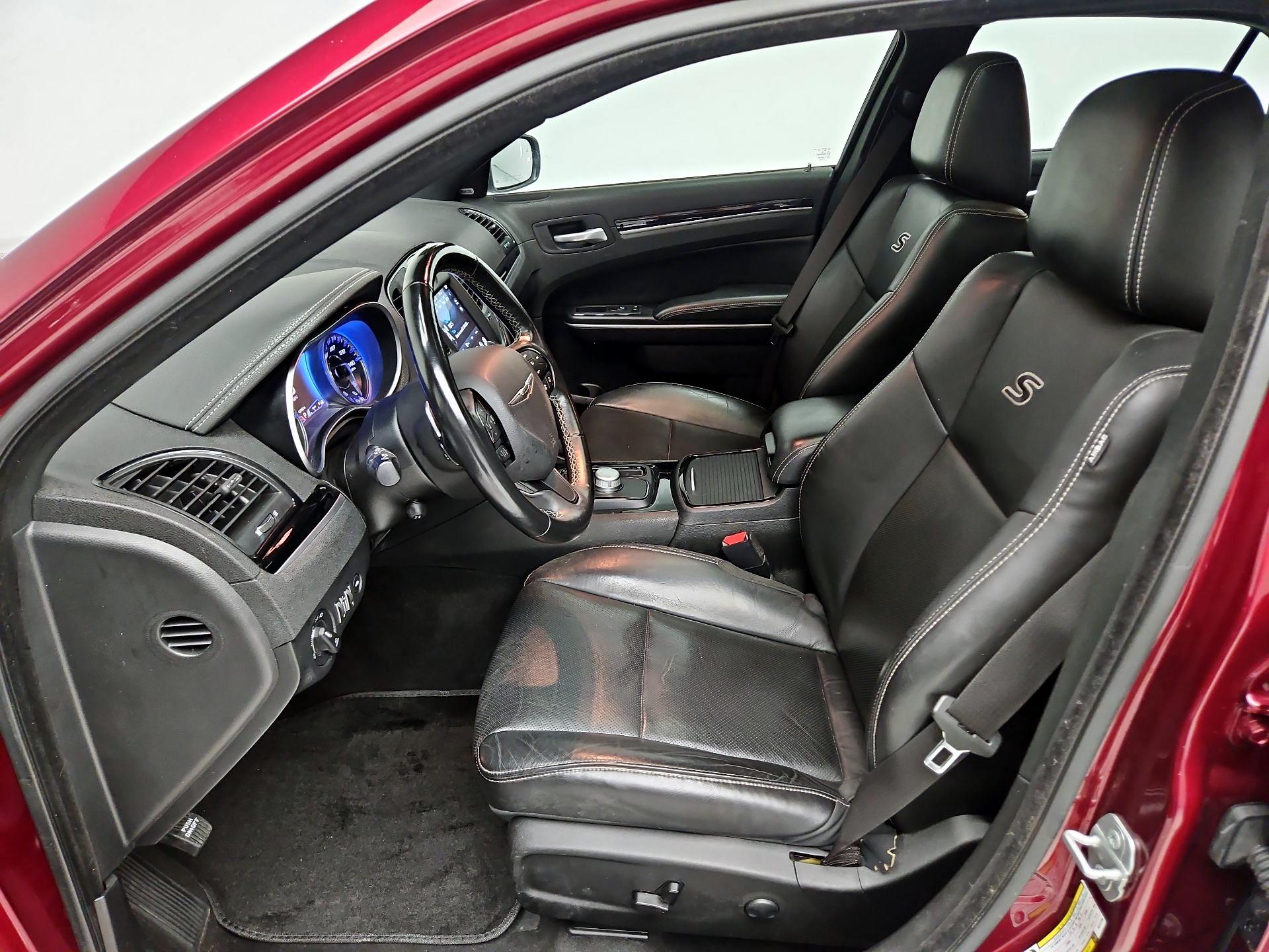 Thumbnail: 2022 Chrysler 300 - 11