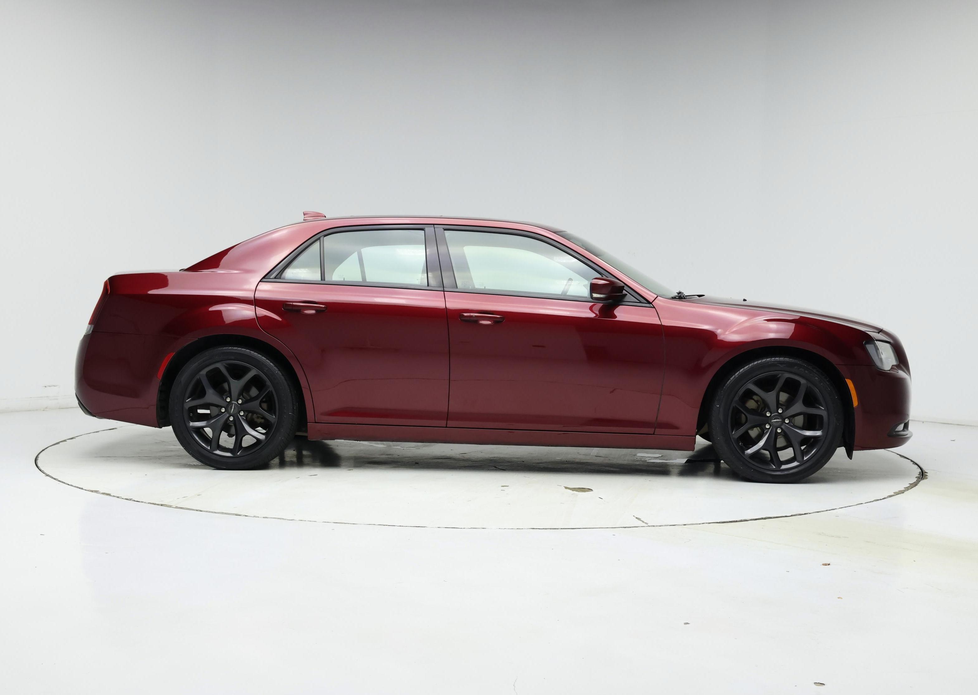 Thumbnail: 2022 Chrysler 300 - 7