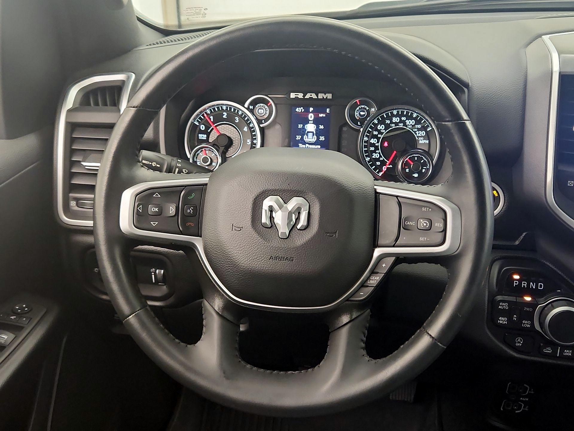 Thumbnail: 2023 RAM 1500 - 10