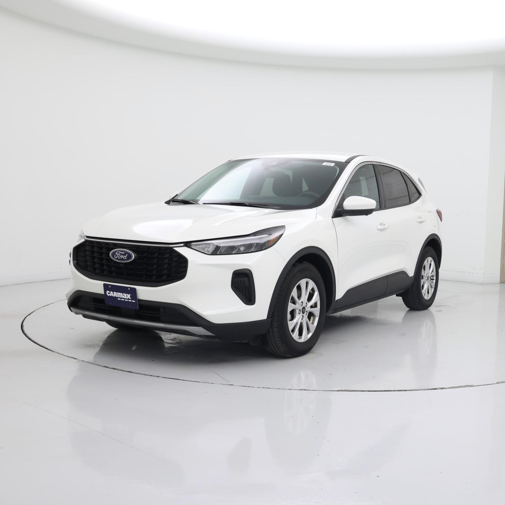 Thumbnail: 2023 Ford Escape - 4