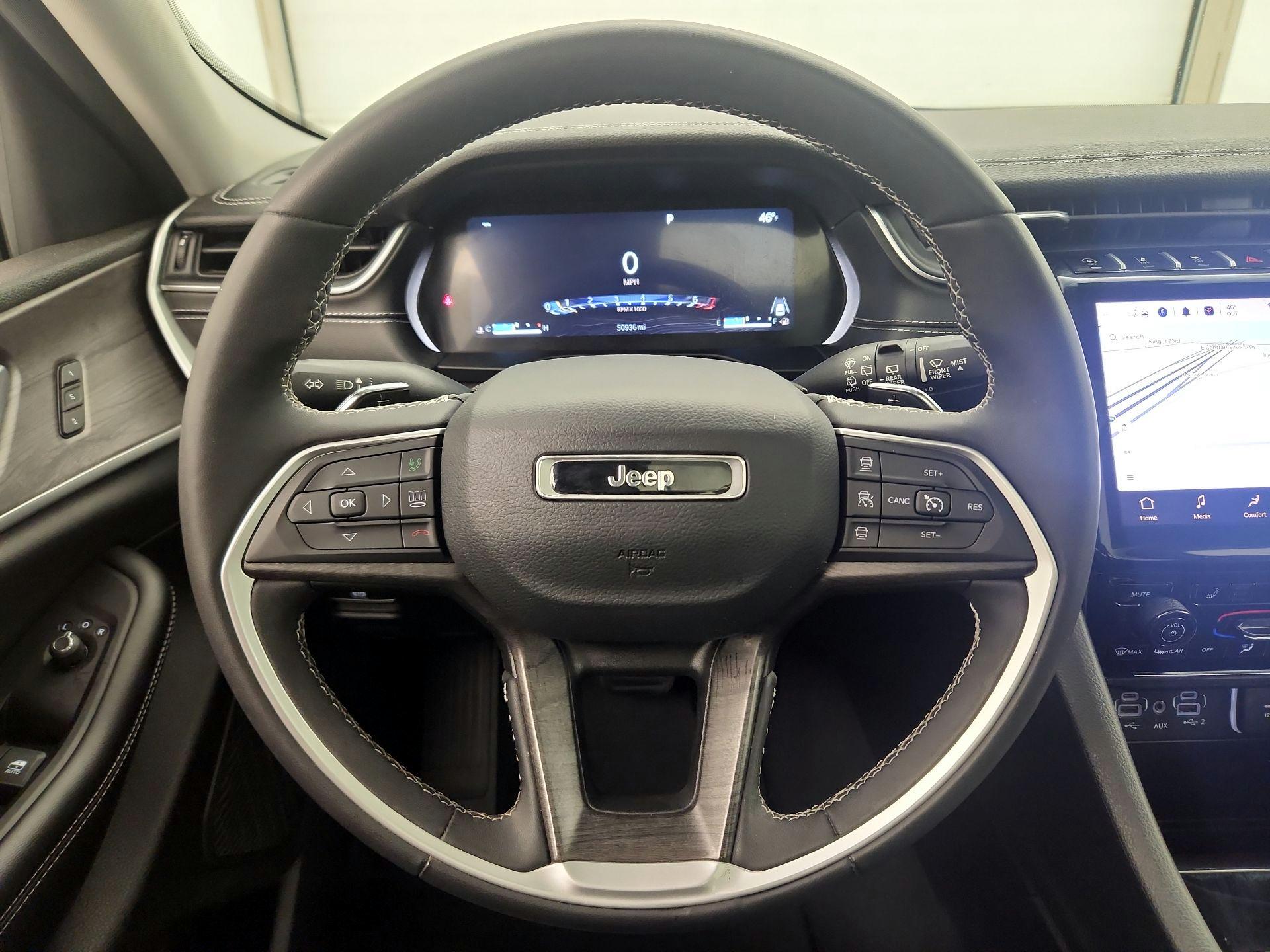 Thumbnail: 2023 Jeep Grand Cherokee L - 10