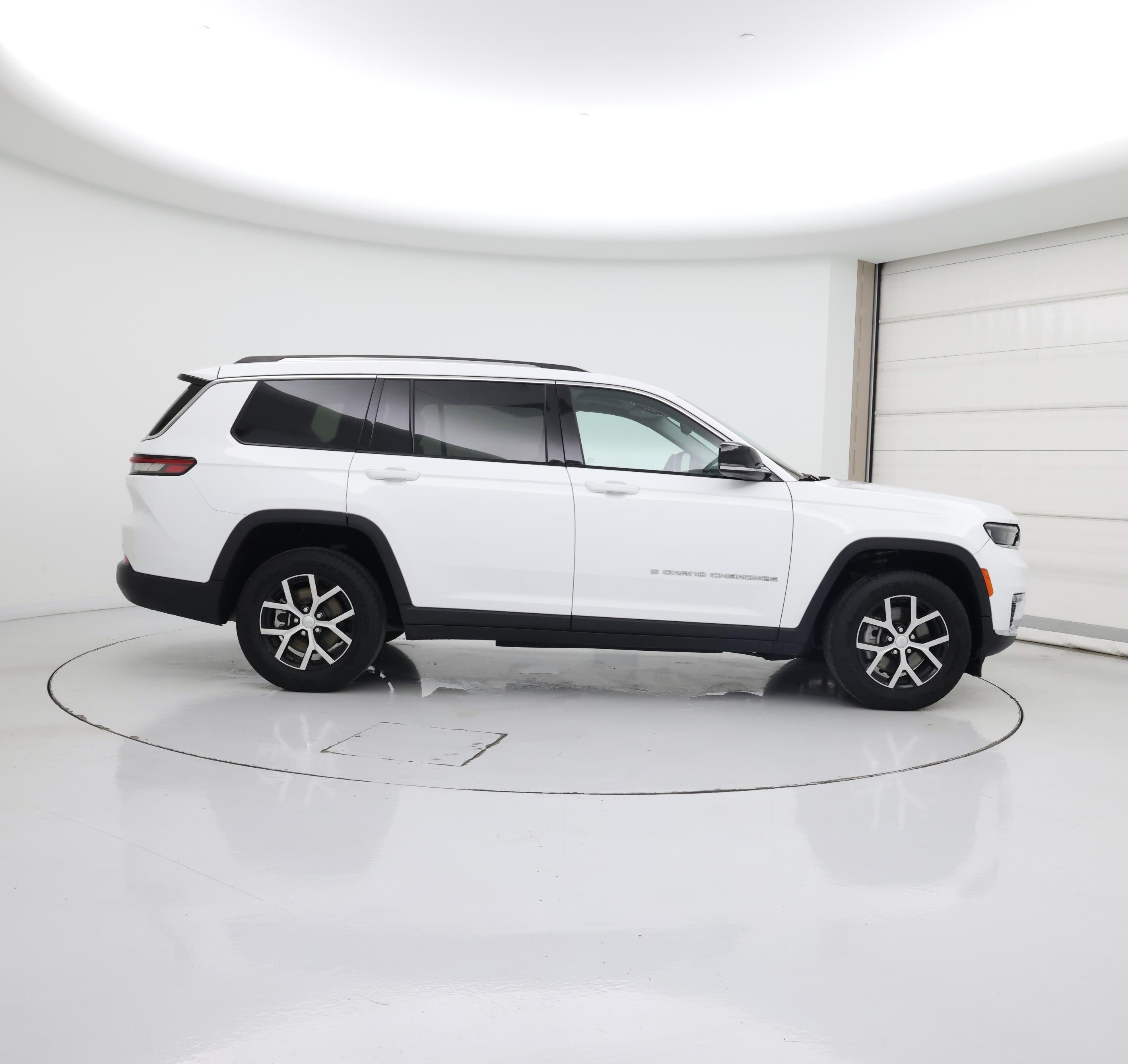 Thumbnail: 2023 Jeep Grand Cherokee L - 7