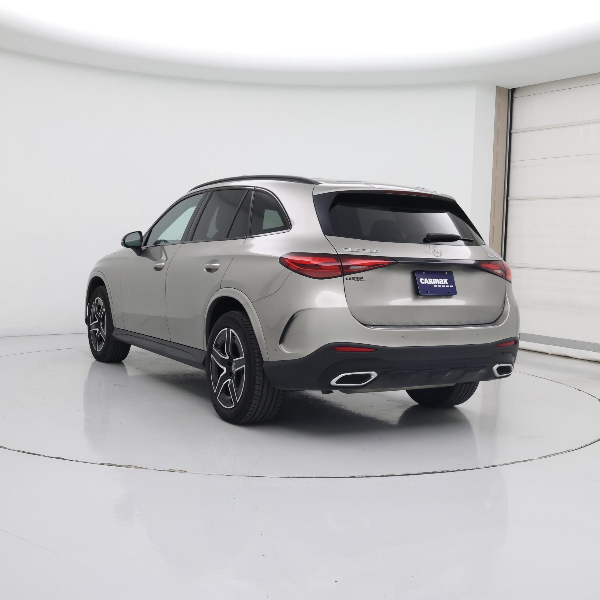 Thumbnail: 2023 Mercedes-Benz GLC - 2