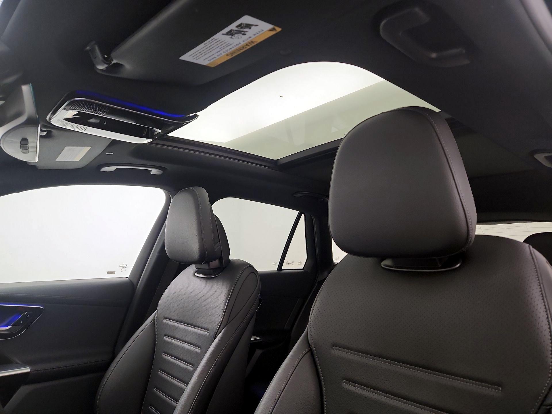 Thumbnail: 2023 Mercedes-Benz GLC - 19