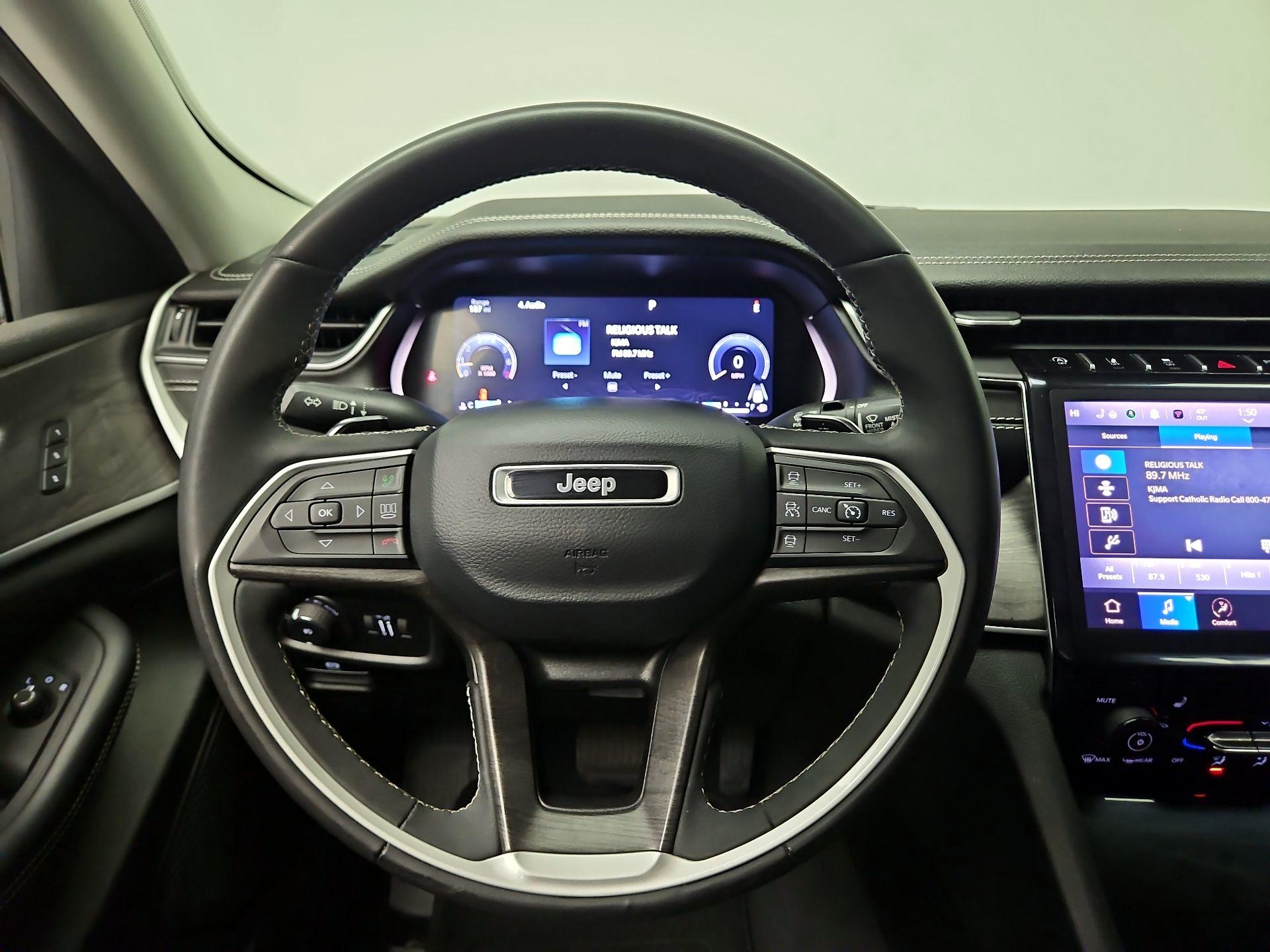 Thumbnail: 2023 Jeep Grand Cherokee - 10