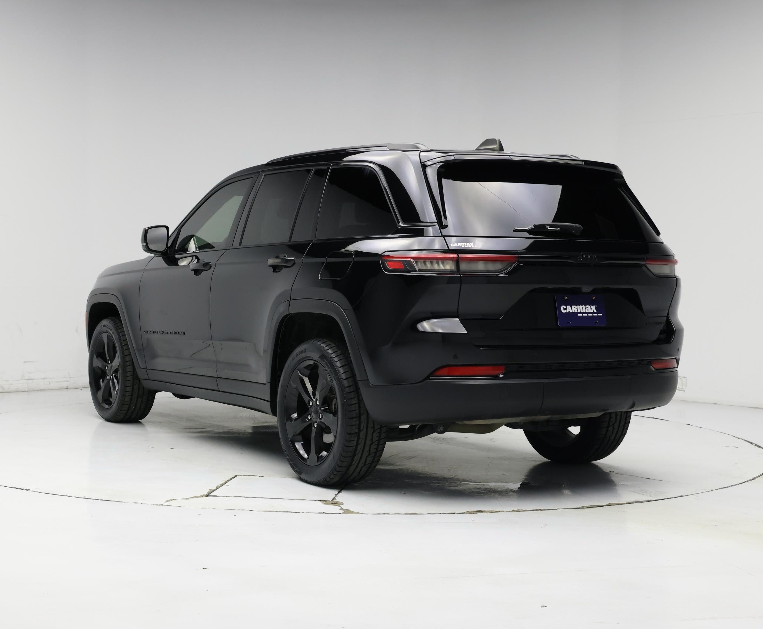 Thumbnail: 2023 Jeep Grand Cherokee - 2