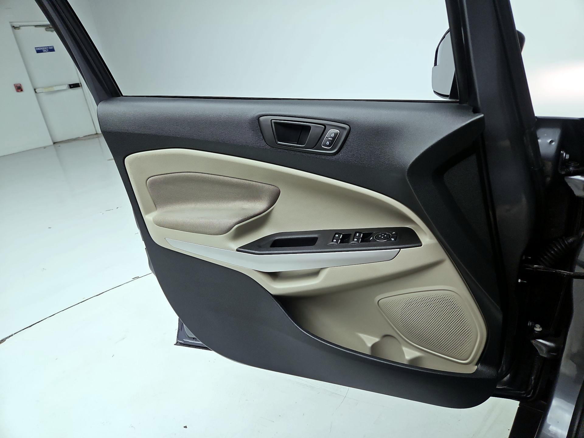 Thumbnail: 2021 Ford EcoSport - 12