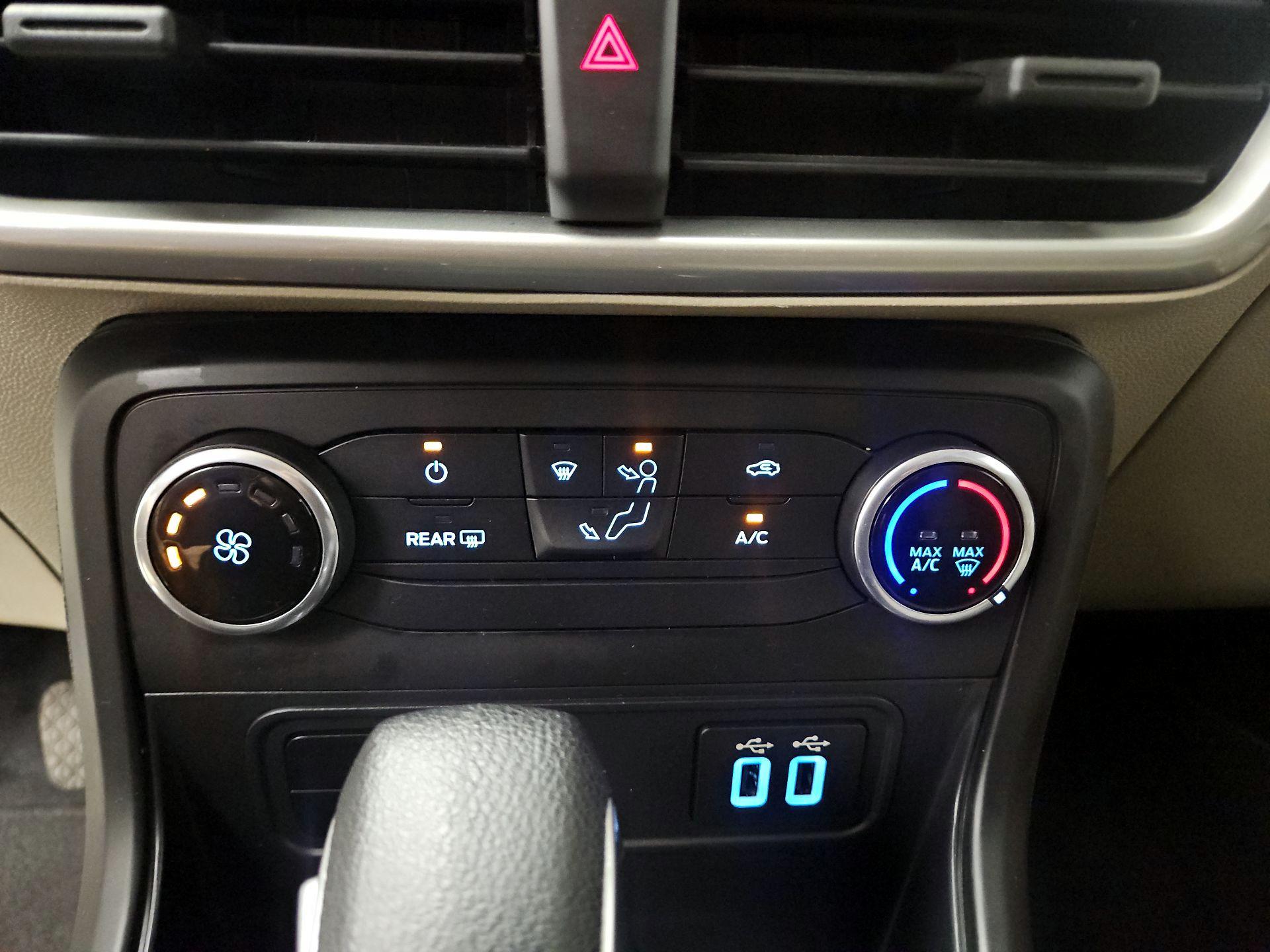 Thumbnail: 2021 Ford EcoSport - 16