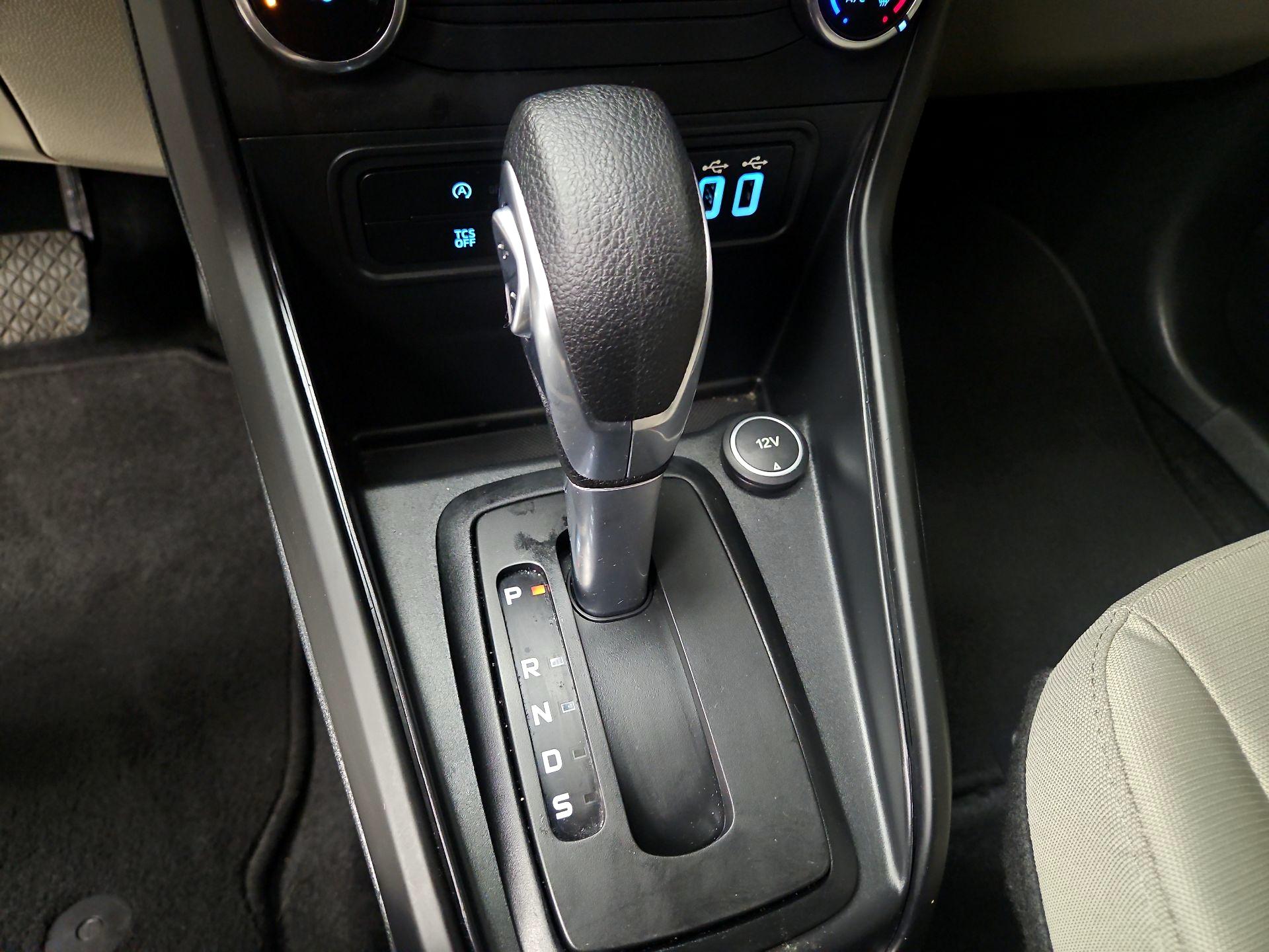 Thumbnail: 2021 Ford EcoSport - 17