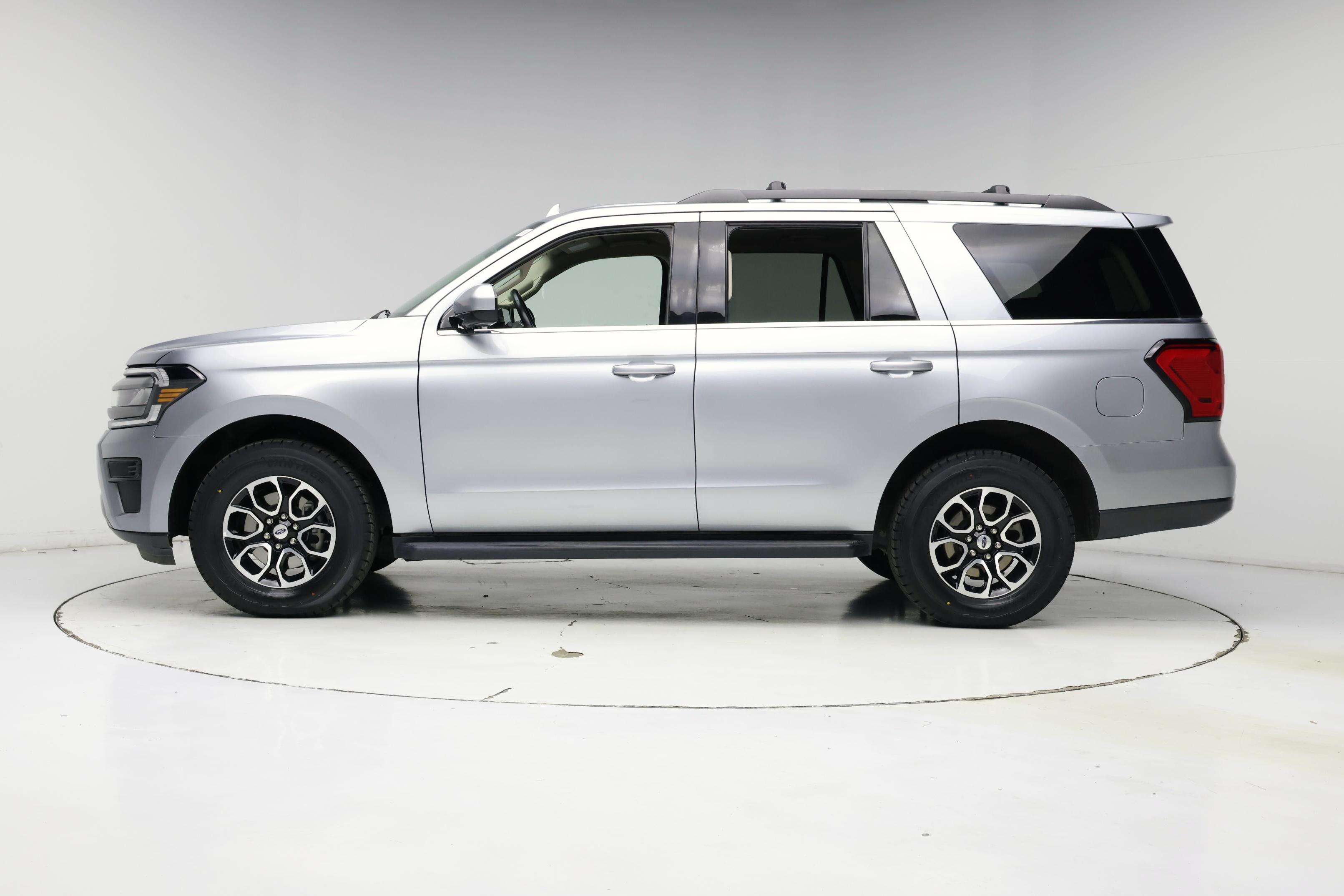 Thumbnail: 2024 Ford Expedition - 3