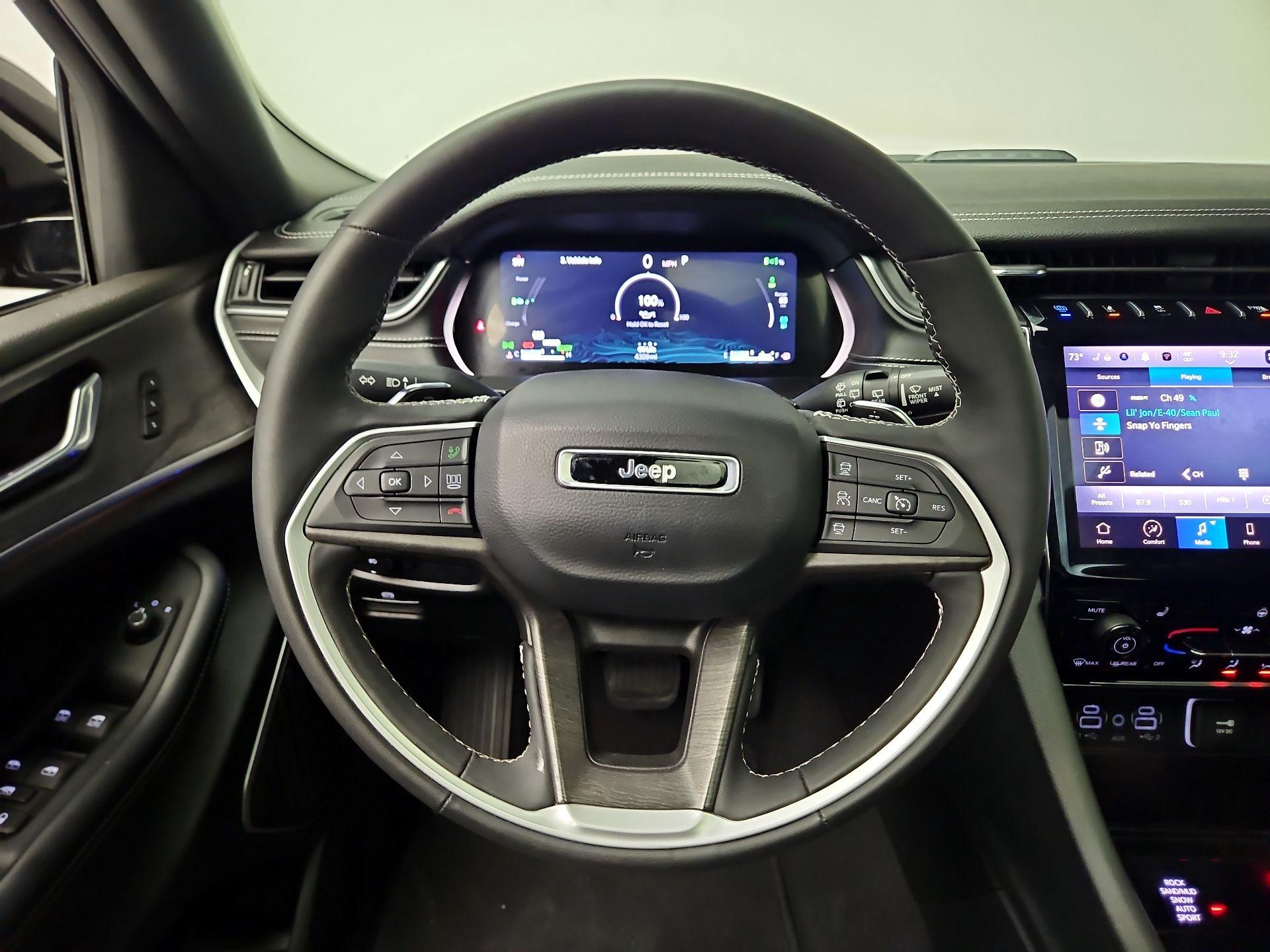 Thumbnail: 2024 Jeep Grand Cherokee - 10