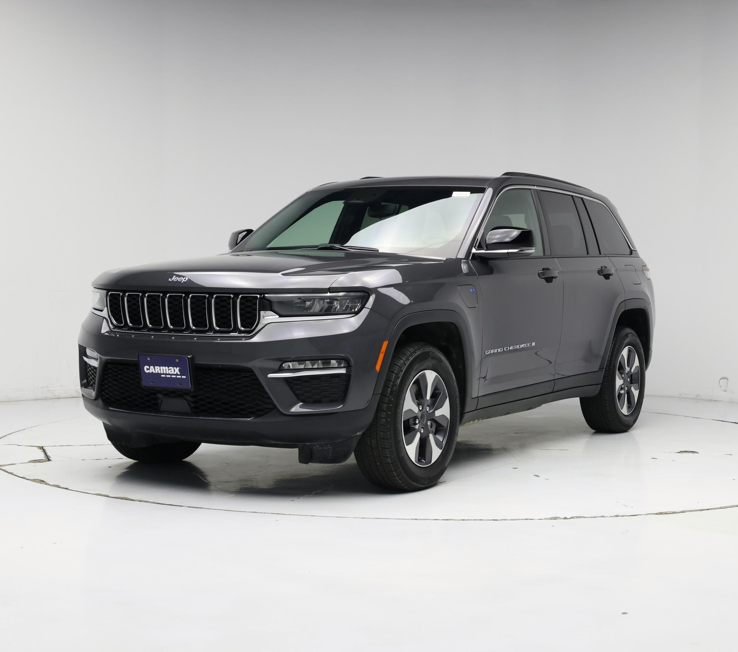 Thumbnail: 2024 Jeep Grand Cherokee - 4