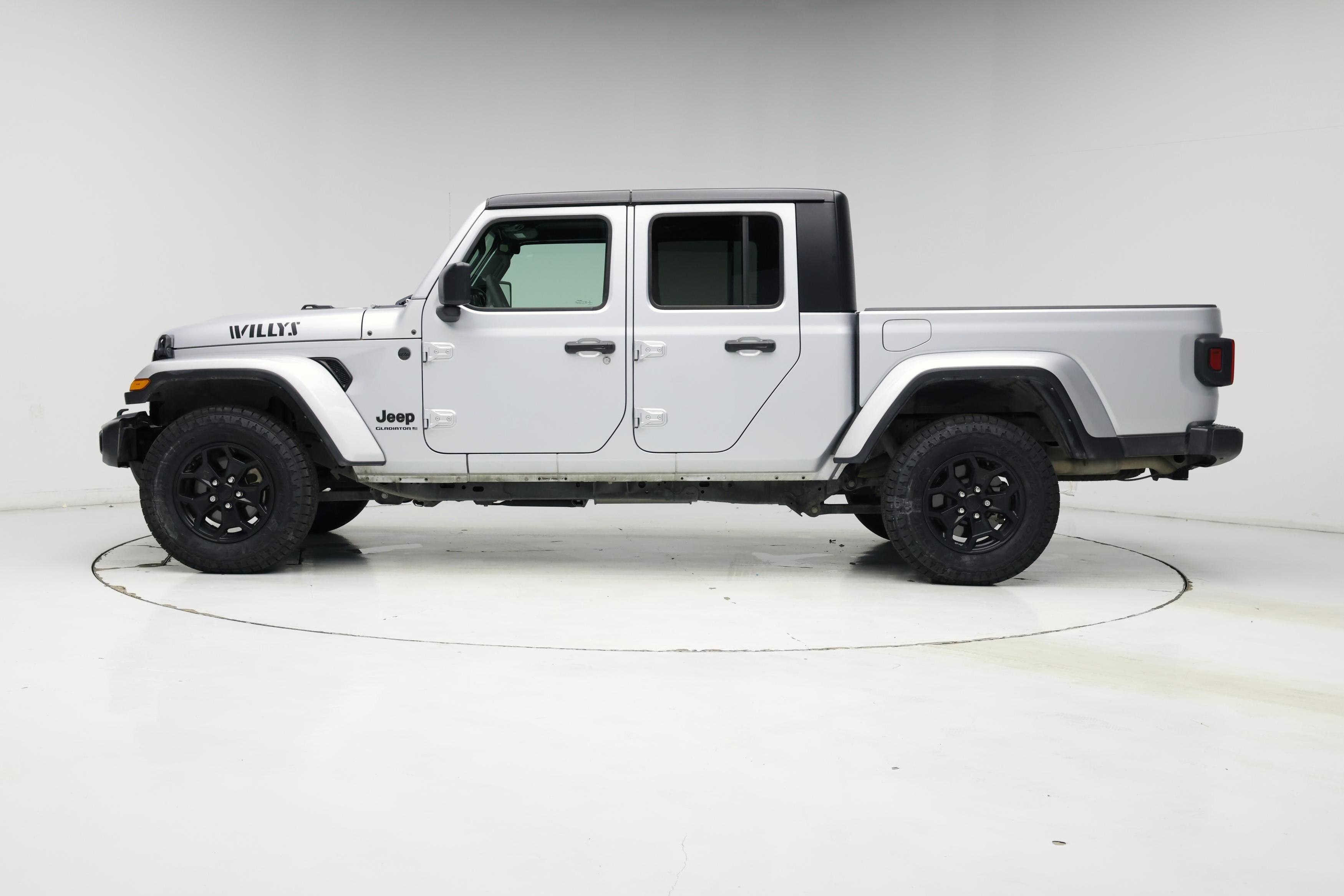 Thumbnail: 2023 Jeep Gladiator - 3