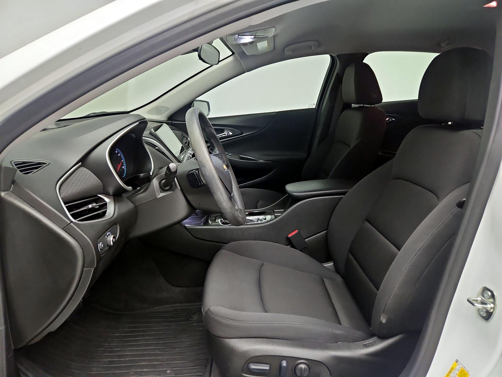 Thumbnail: 2023 Chevrolet Malibu - 11