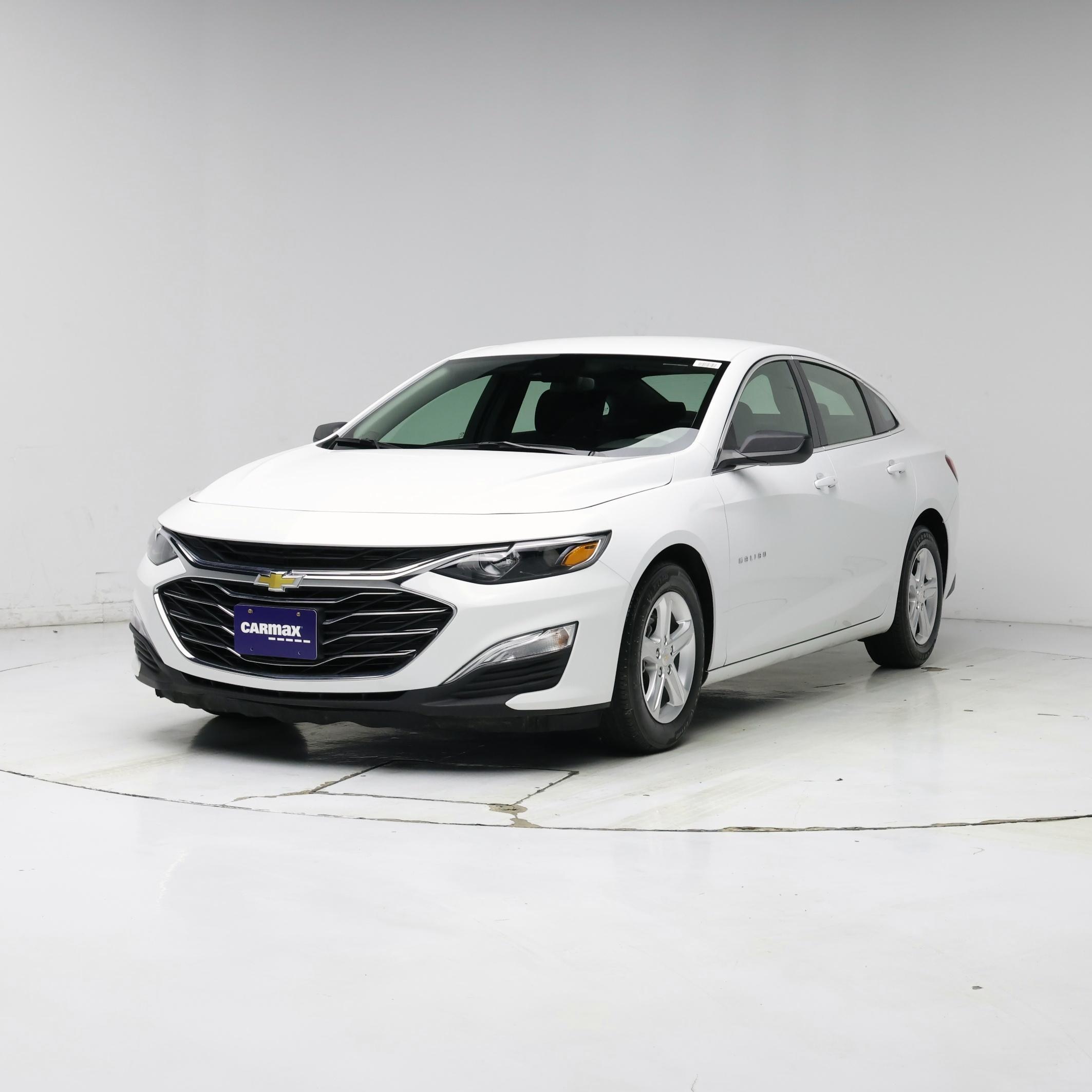 Thumbnail: 2023 Chevrolet Malibu - 4