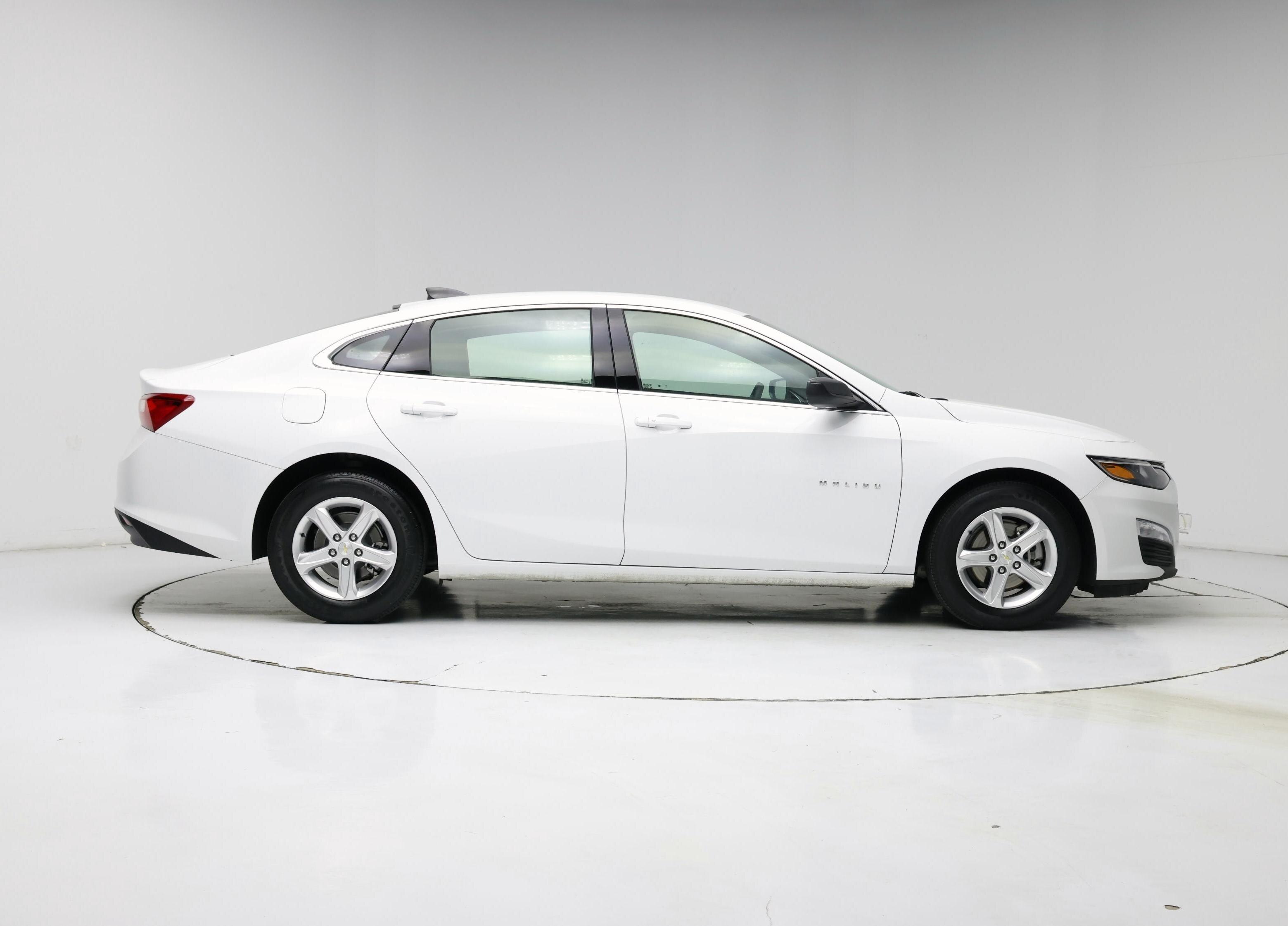 Thumbnail: 2023 Chevrolet Malibu - 7