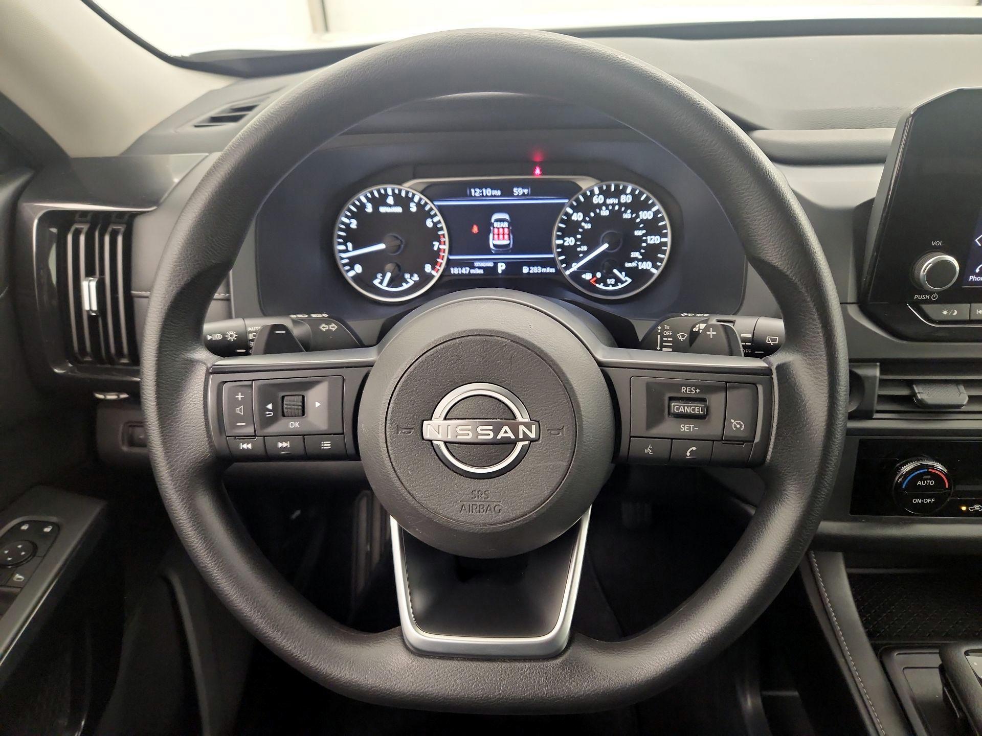 Thumbnail: 2024 Nissan Pathfinder - 10