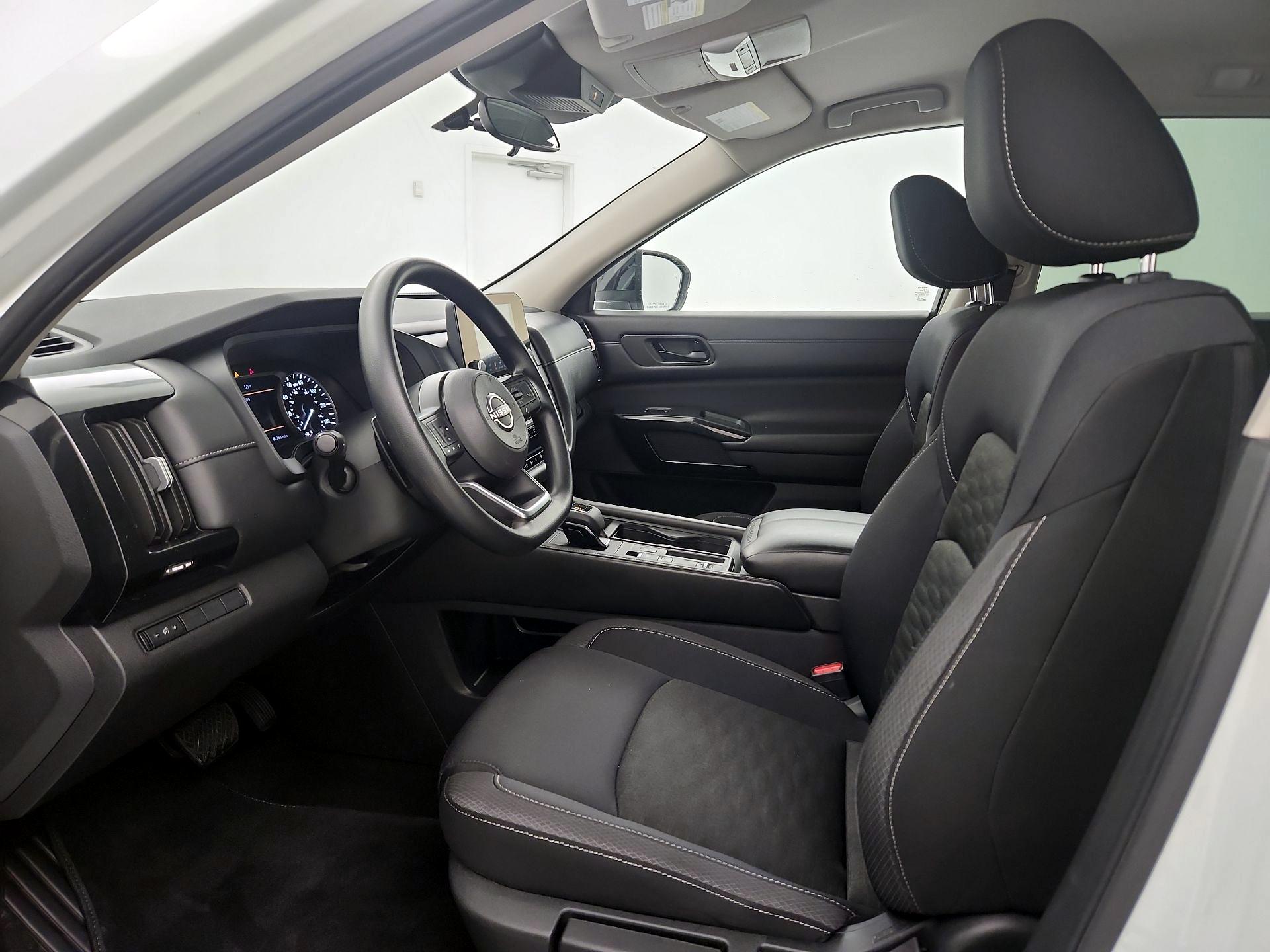 Thumbnail: 2024 Nissan Pathfinder - 11