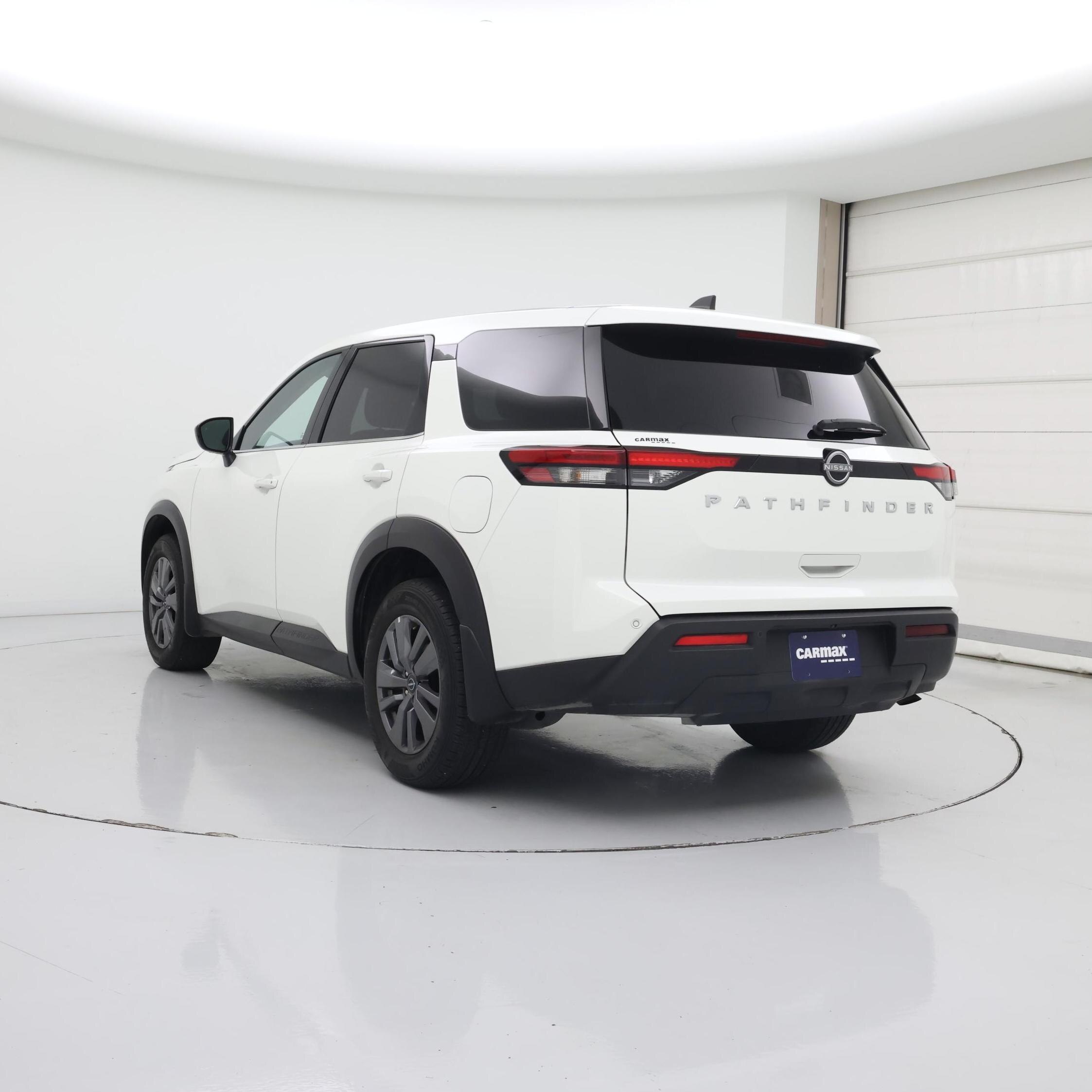 Thumbnail: 2024 Nissan Pathfinder - 2