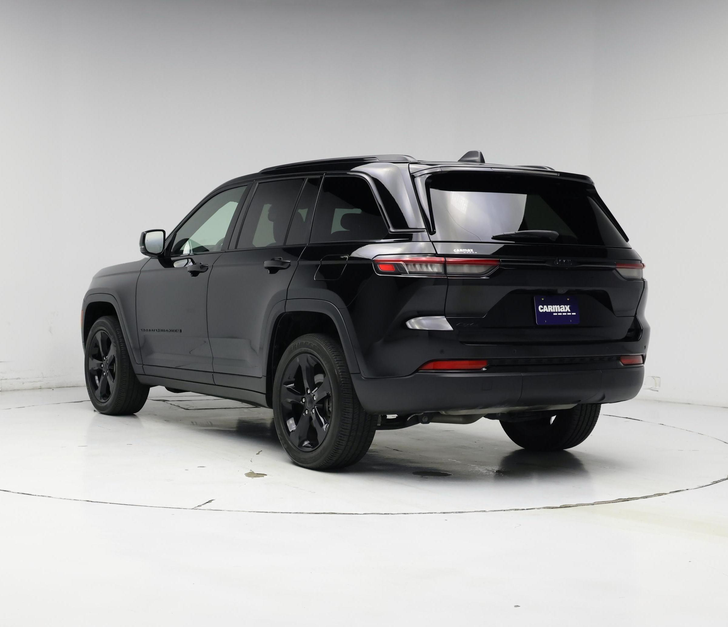 Thumbnail: 2023 Jeep Grand Cherokee - 2