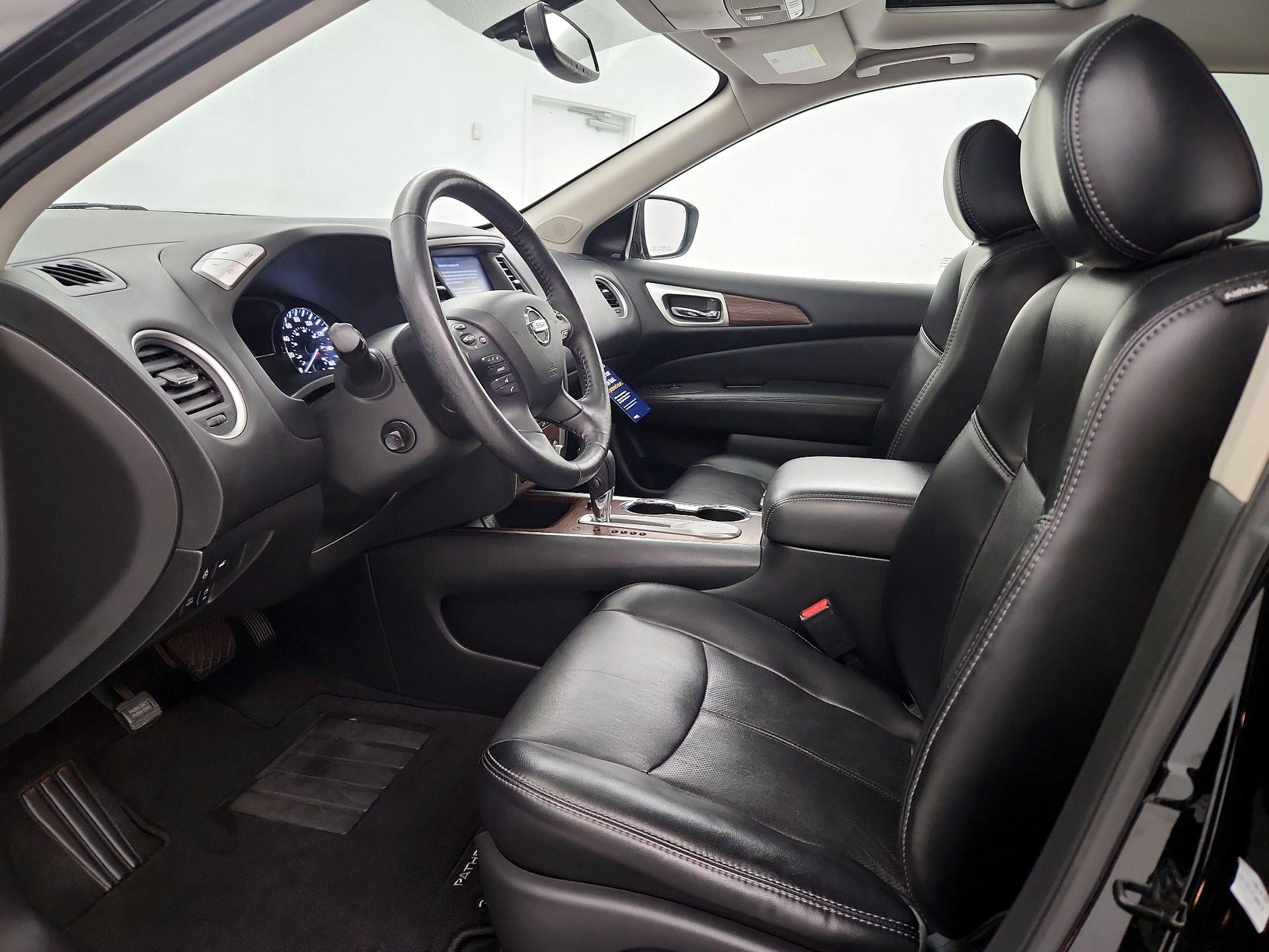 Thumbnail: 2020 Nissan Pathfinder - 11