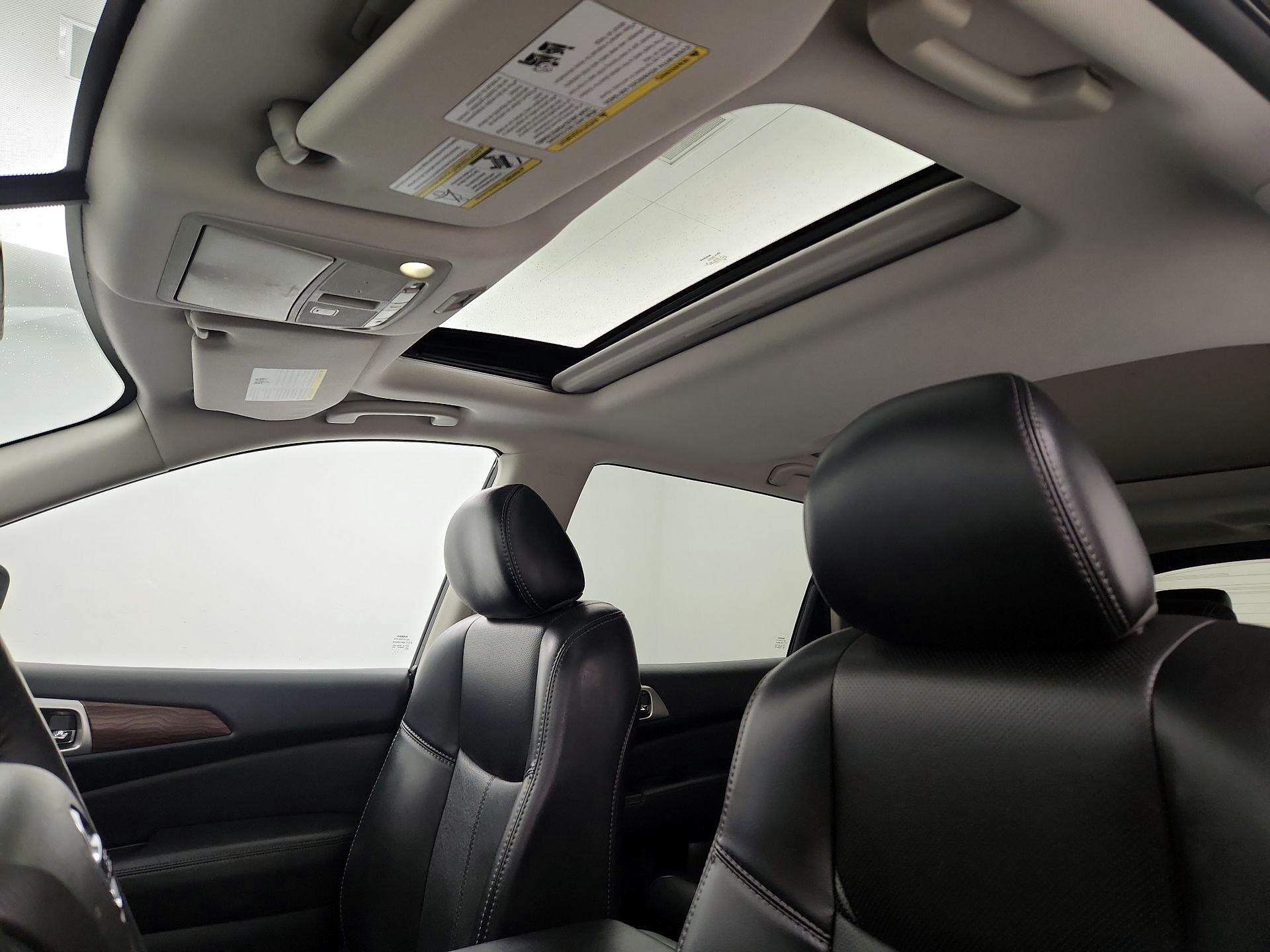 Thumbnail: 2020 Nissan Pathfinder - 20