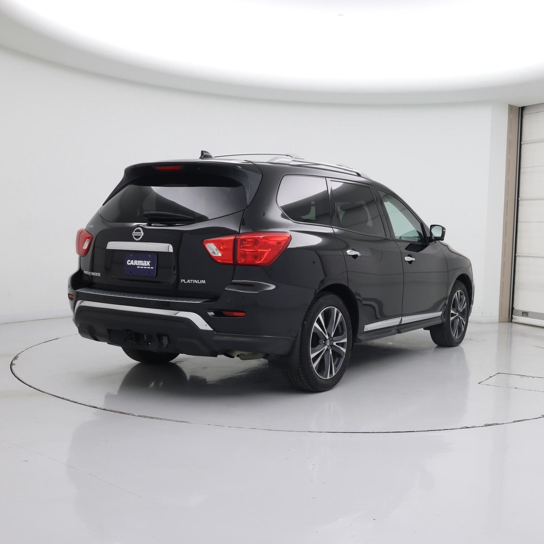 Thumbnail: 2020 Nissan Pathfinder - 8