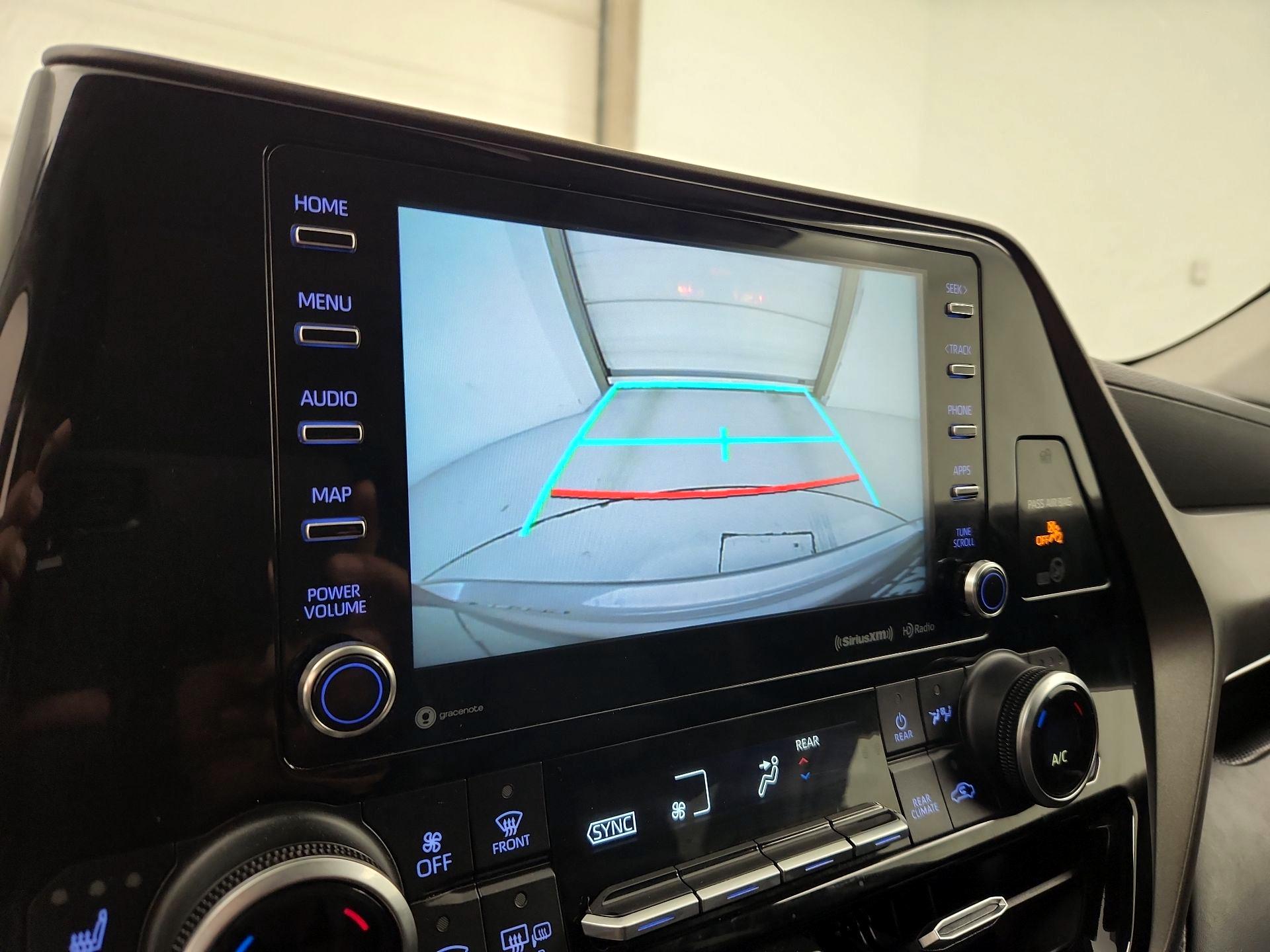 Thumbnail: 2021 Toyota Highlander - 14