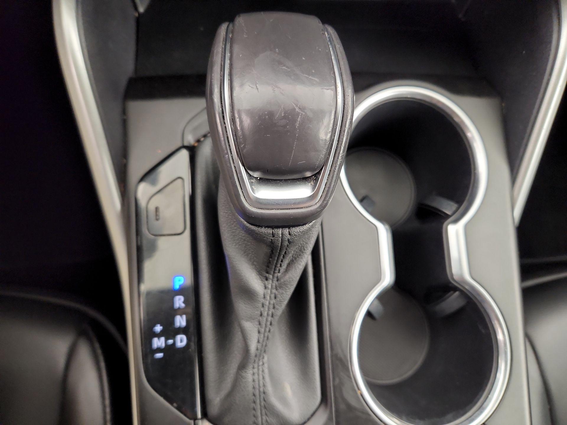 Thumbnail: 2021 Toyota Highlander - 17