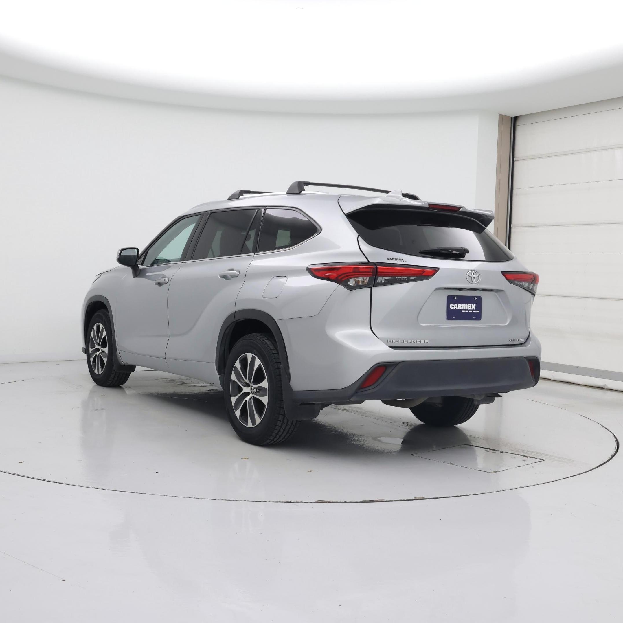 Thumbnail: 2021 Toyota Highlander - 2