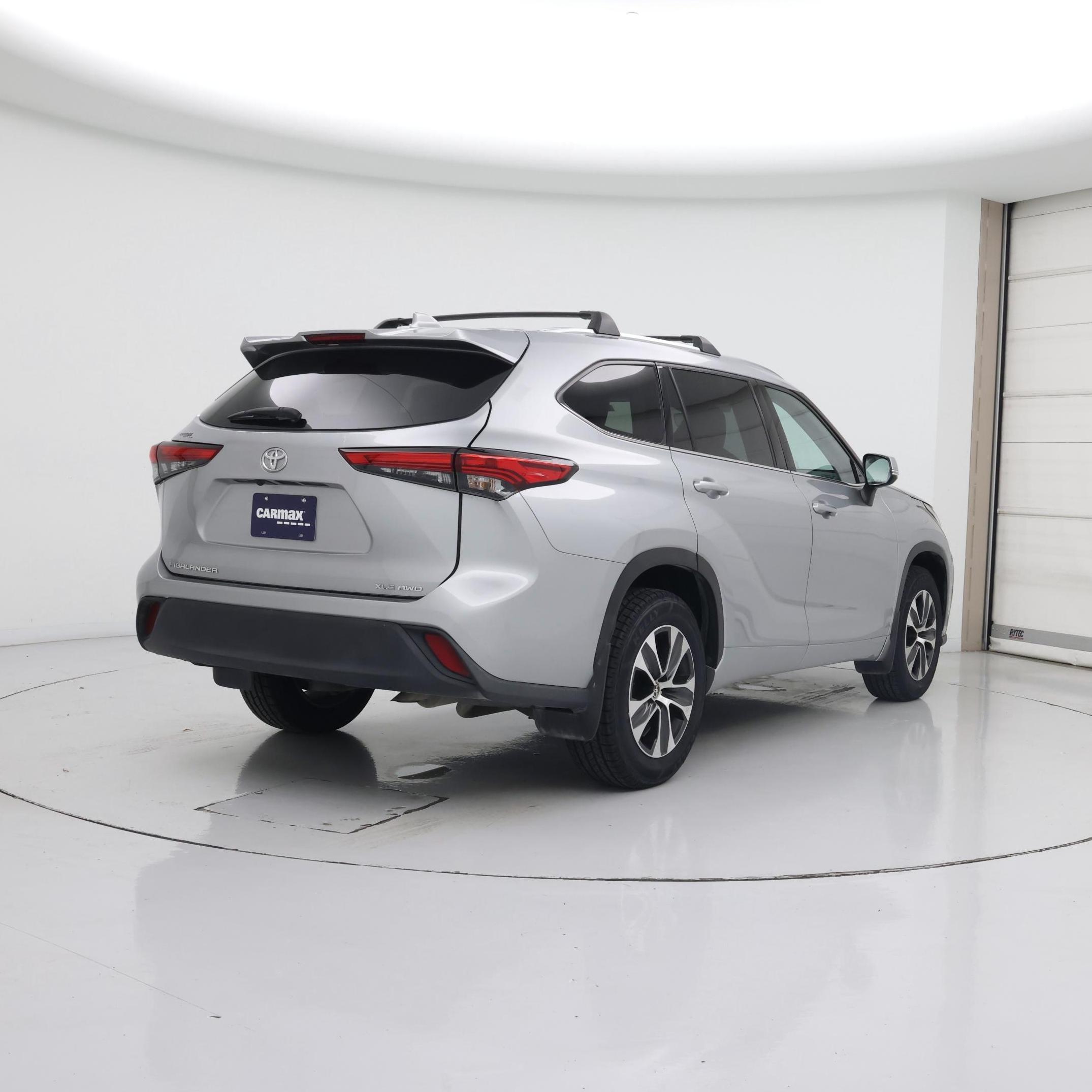 Thumbnail: 2021 Toyota Highlander - 8