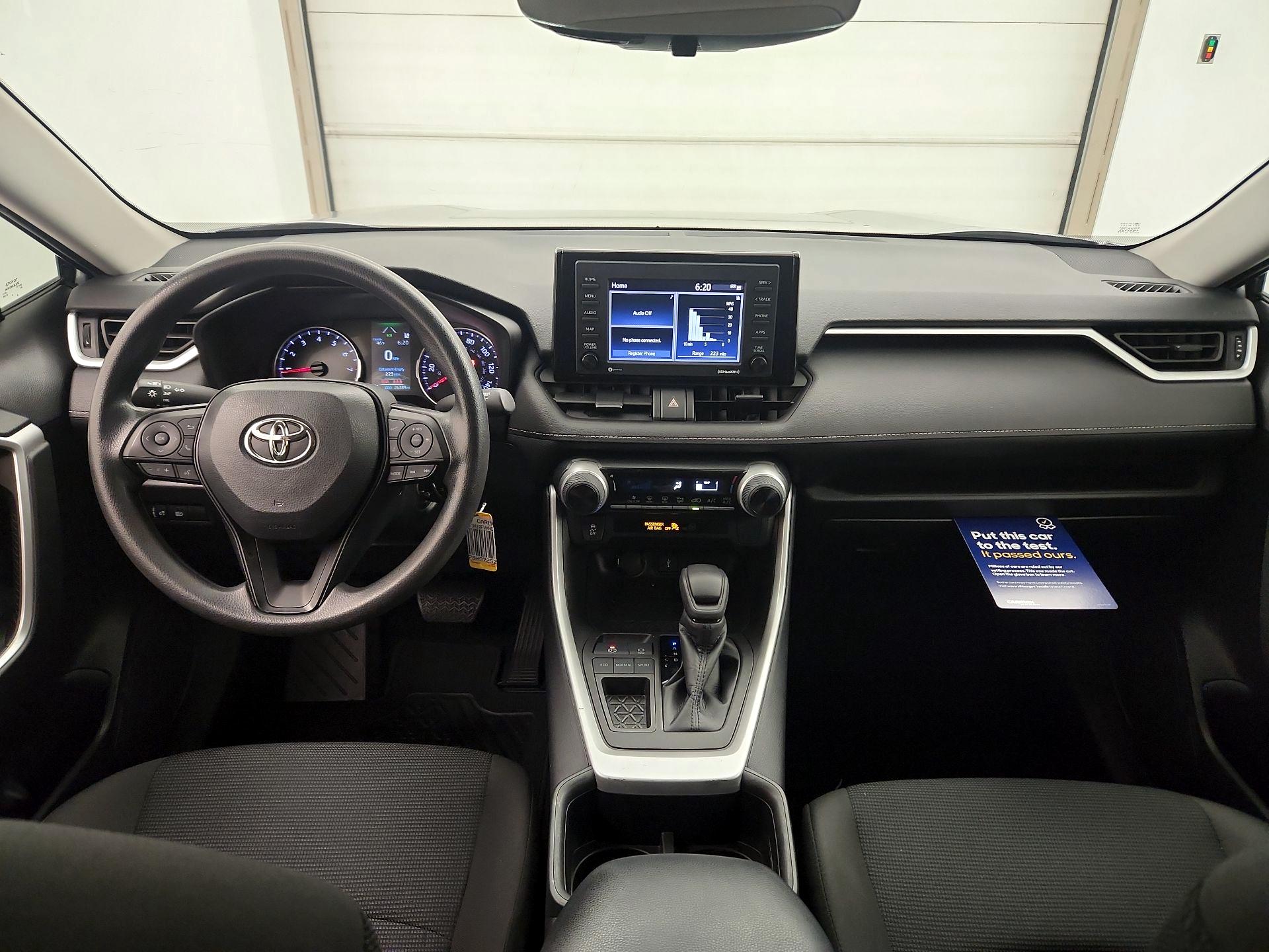 Thumbnail: 2022 Toyota RAV4 - 9