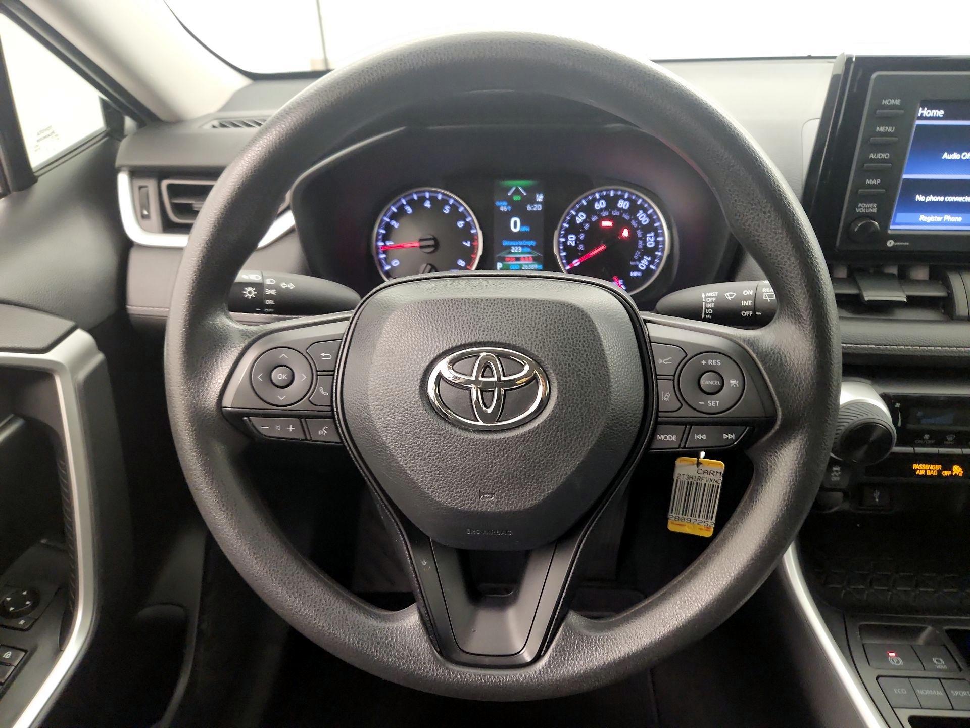 Thumbnail: 2022 Toyota RAV4 - 10