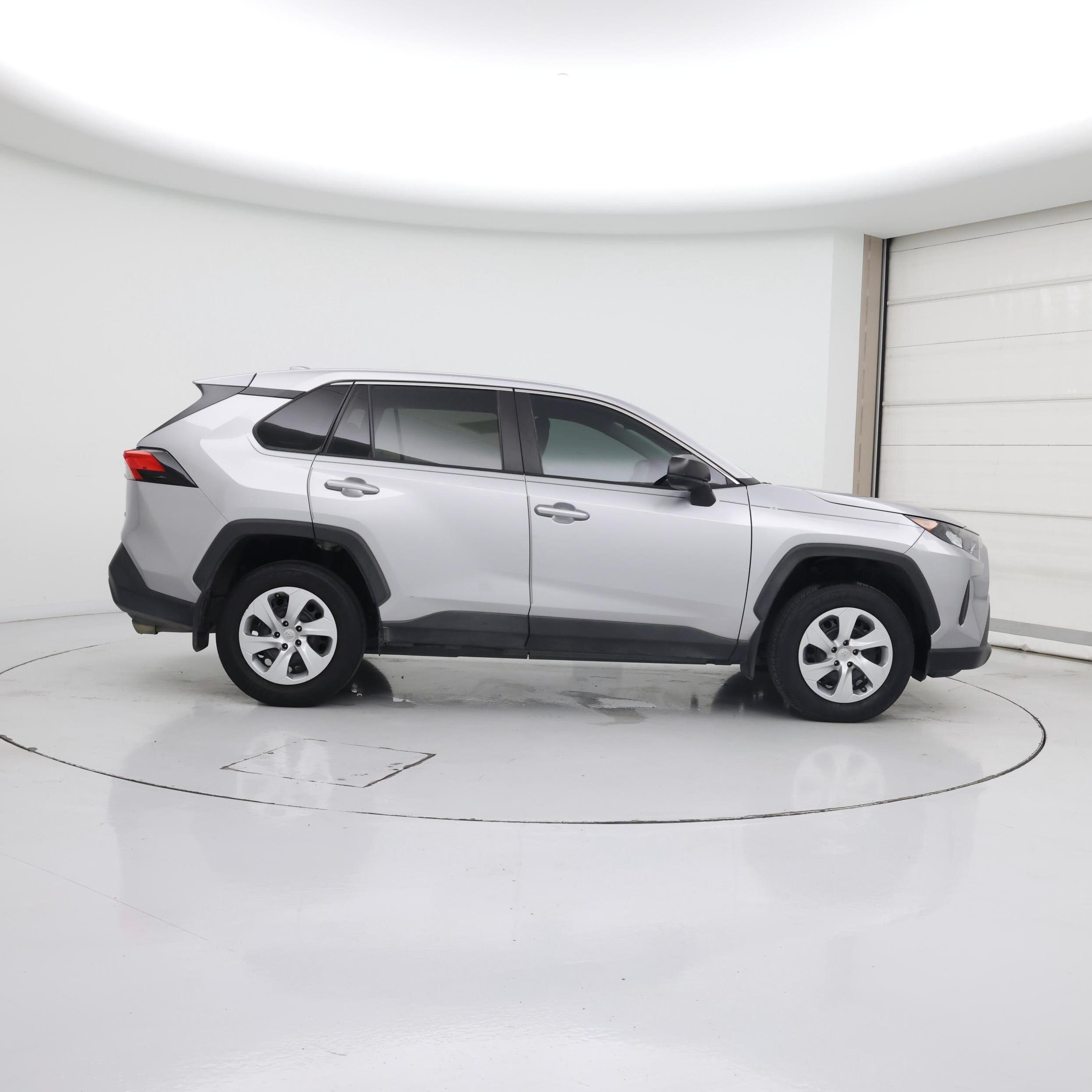 Thumbnail: 2022 Toyota RAV4 - 7