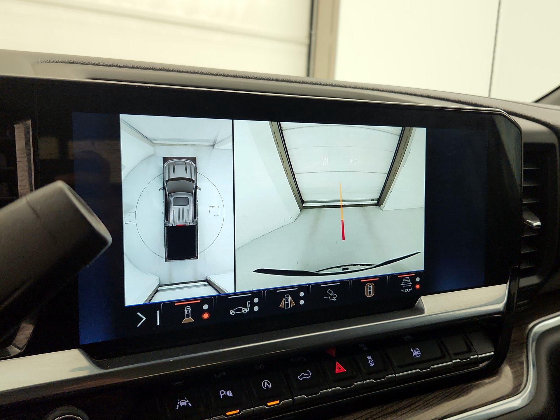 Thumbnail: 2024 Chevrolet Silverado 1500 - 15