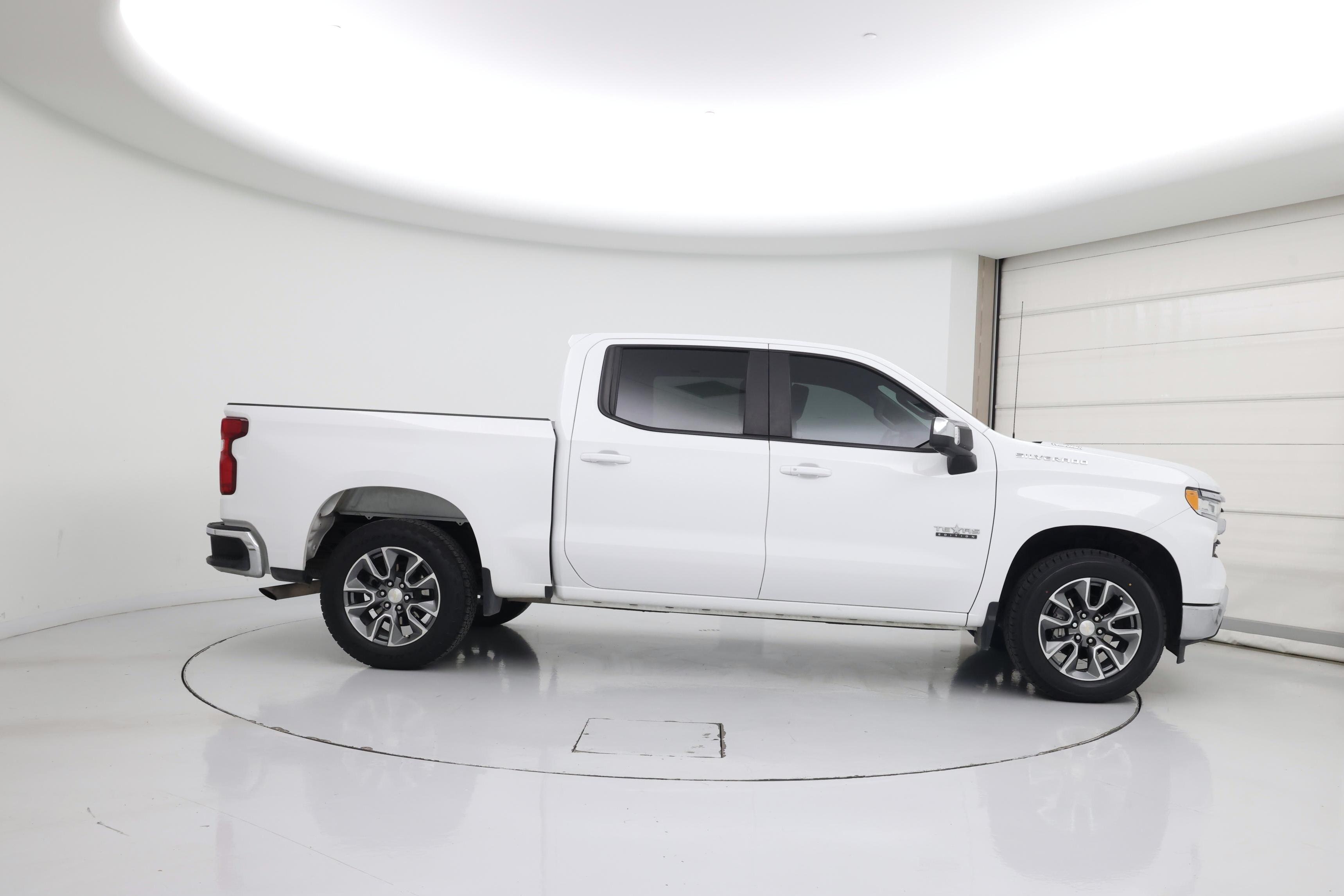 Thumbnail: 2024 Chevrolet Silverado 1500 - 7