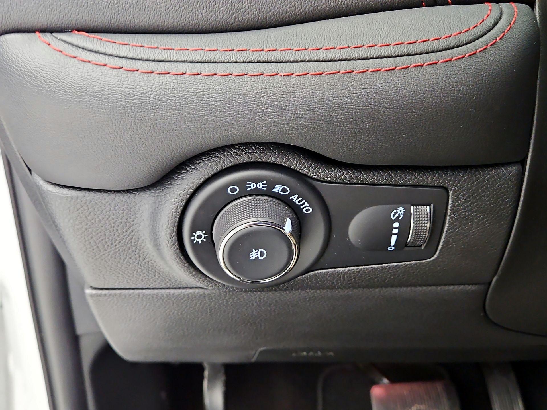 Thumbnail: 2023 Dodge Durango - 13